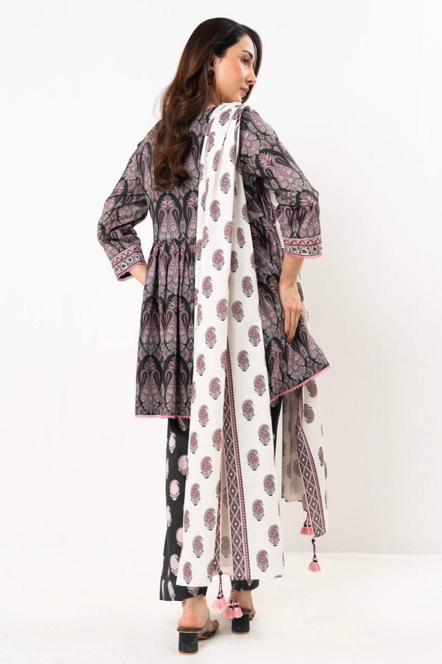 Alkaram 100% Original Lawn 3 Piece 😉🧡