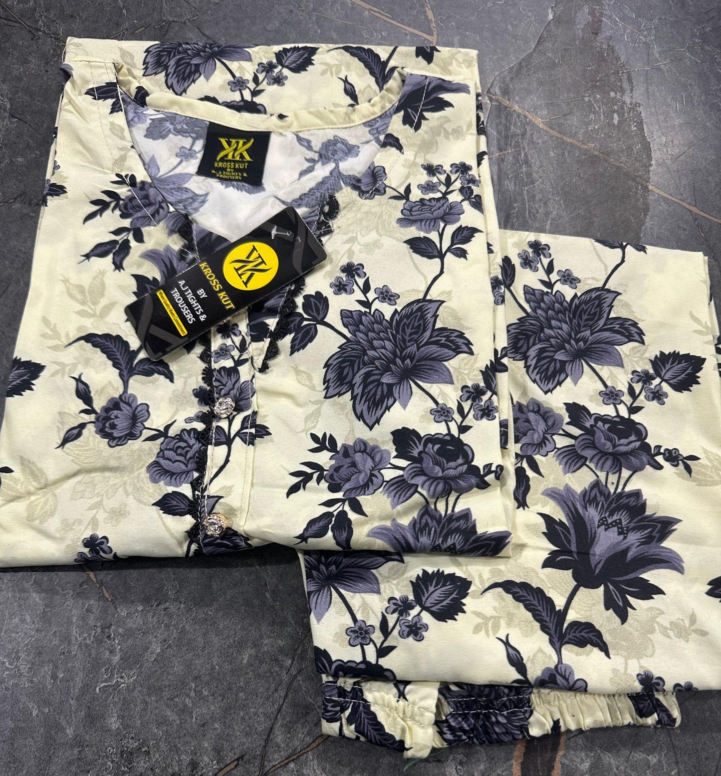 Standard Polo Stitched 2P