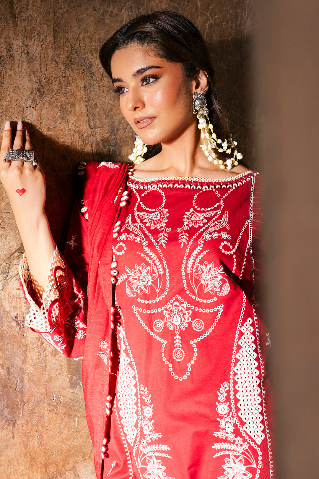 ZELLBURY 🌟 CHIKANKARI RED ELEGANCE – WUS25E30837 🌟