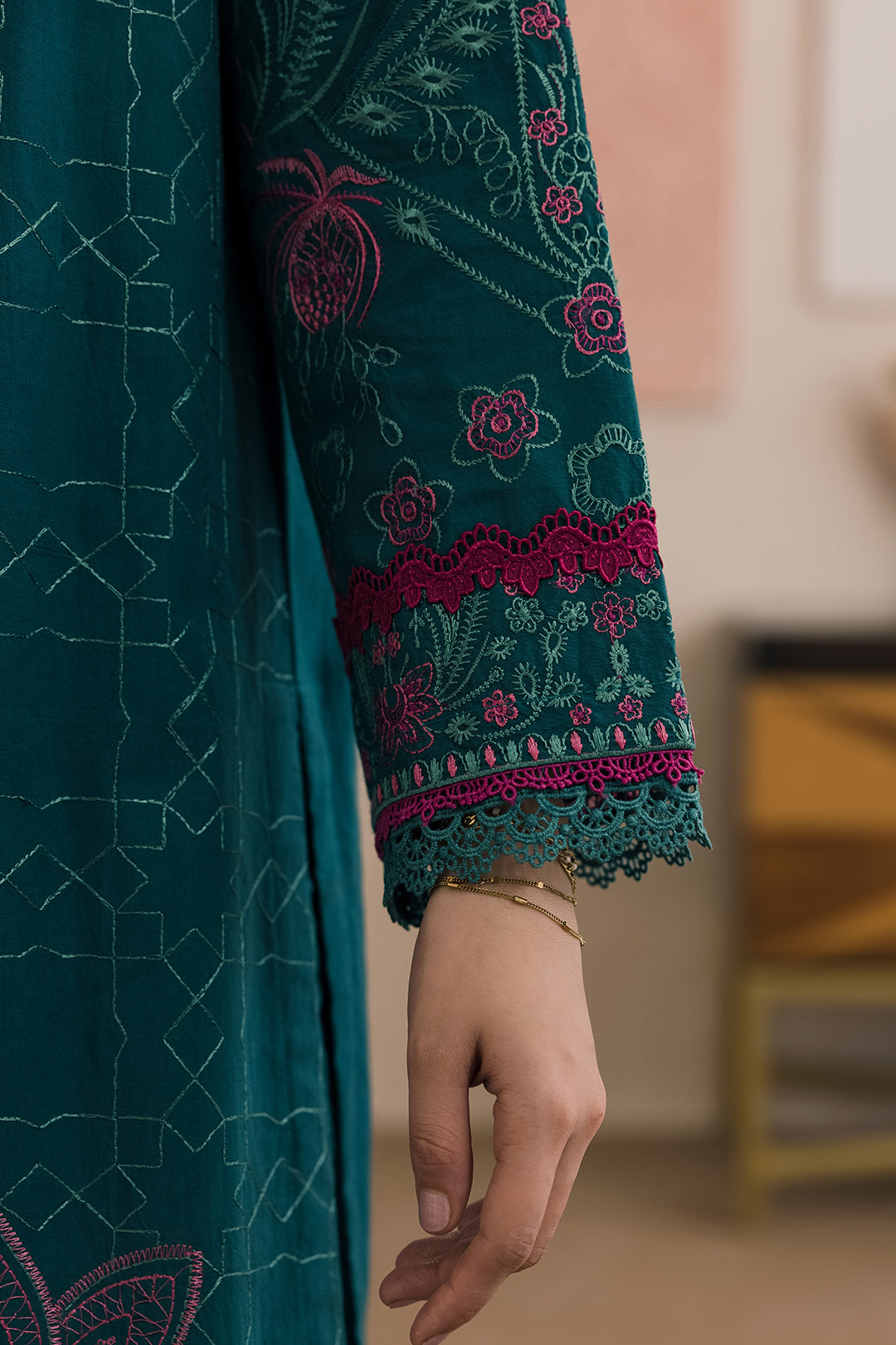 Zellbury Embroidery D.C:- WUS26E30714 Lawn 3Pcs Collection