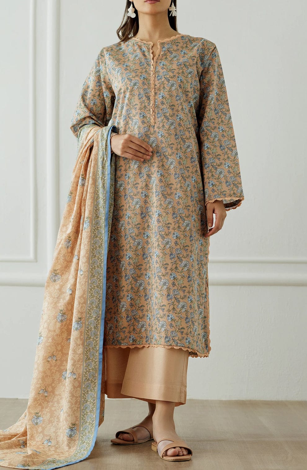 Orient Unstitched Lawn 3 Piece Collection D.C:- OTL-25-301