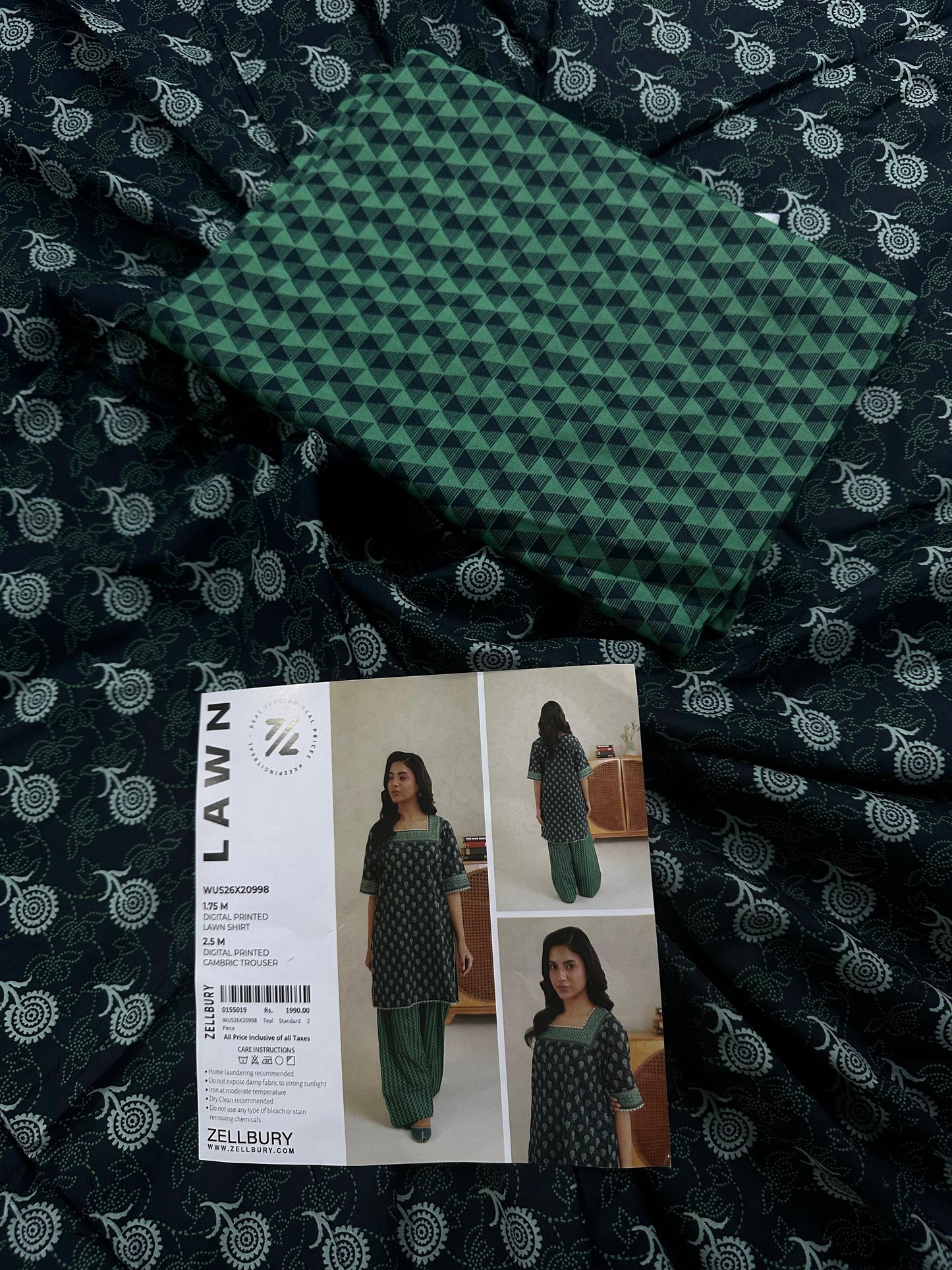 Zellbury D.C:-WUS26X20998   Digtal Printed Lawn 2Pcs Collection