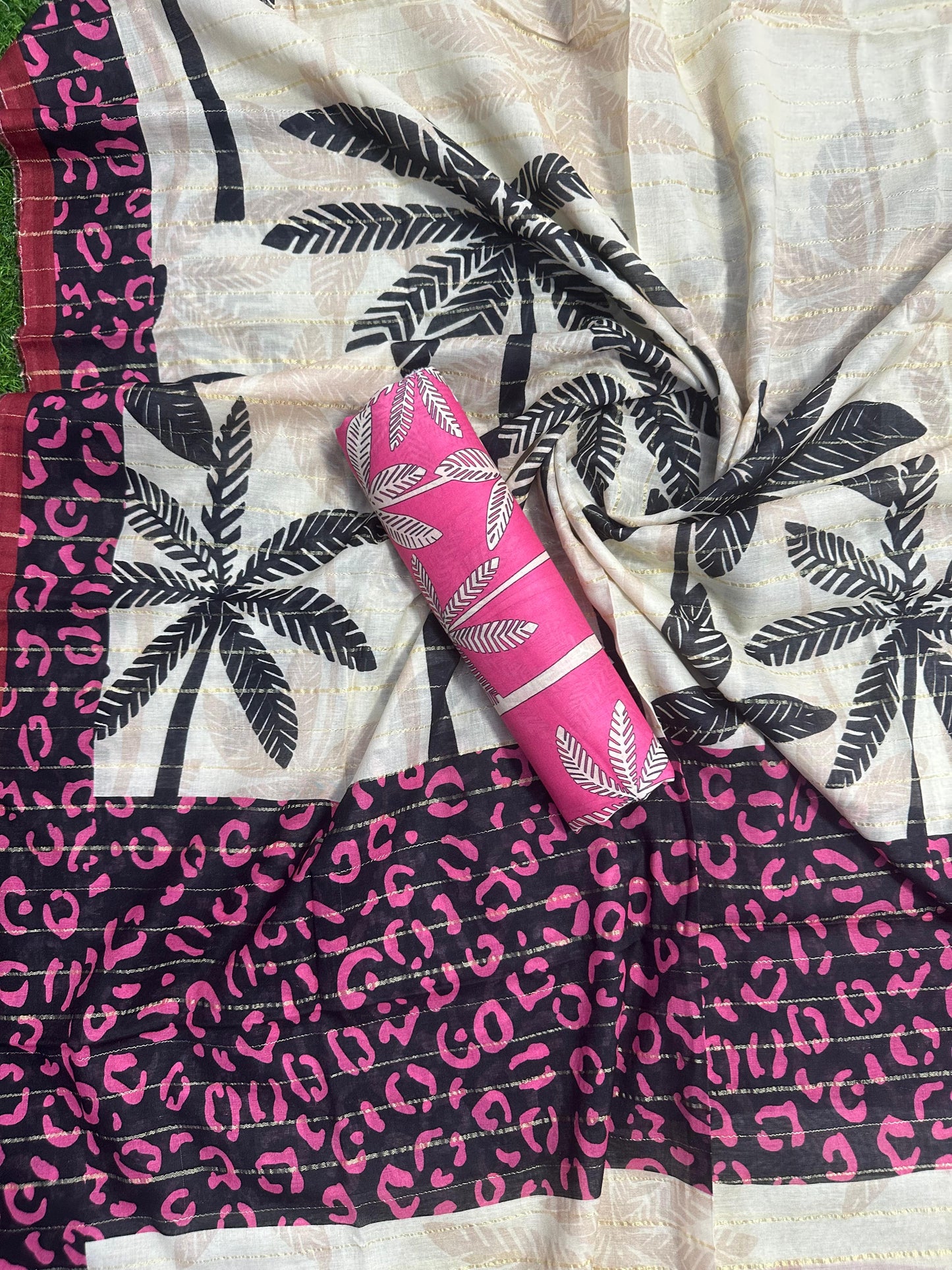 Pure Lawn D-14 (S+D) 2PCs Unstitched Collection