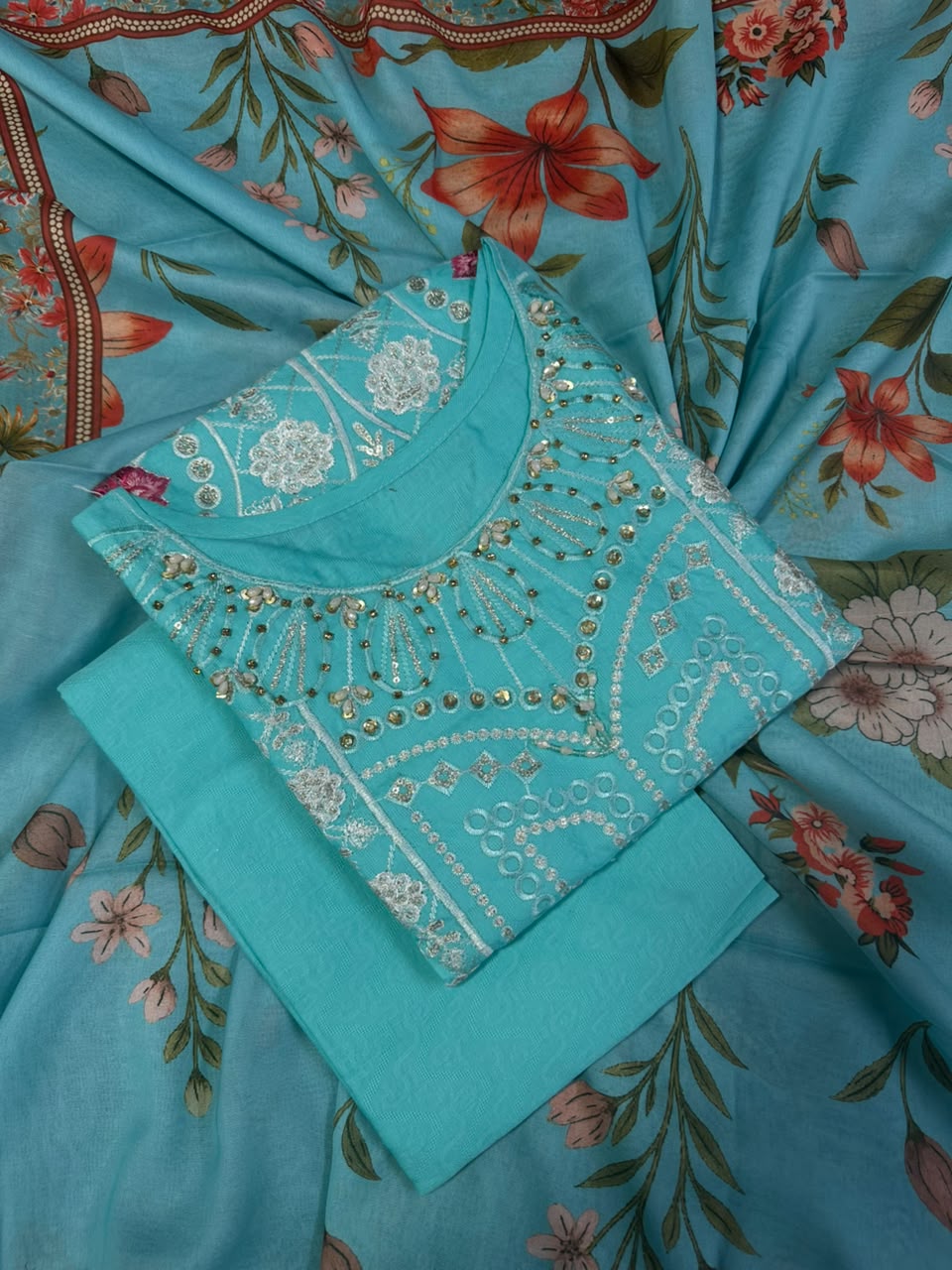 BQ EMBROIDERY BLUE STITCHED 3PCS RANDOMLY DESIGN