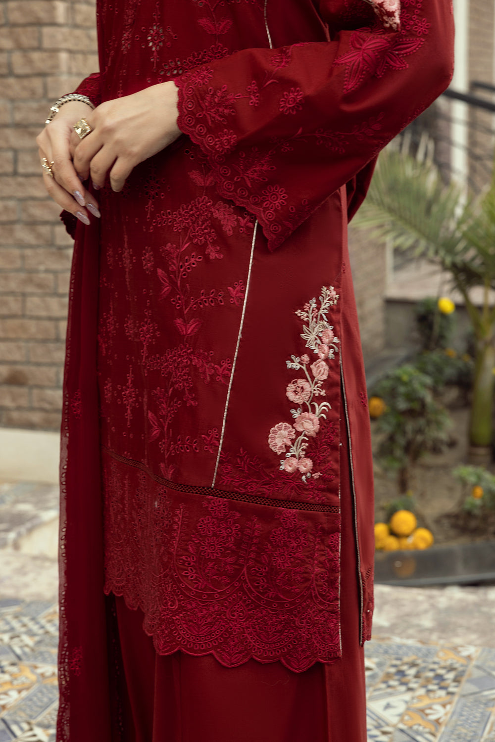 Lakhany Maroon Eid Collection Unstitched ChikanKari 3 Piece 🔥