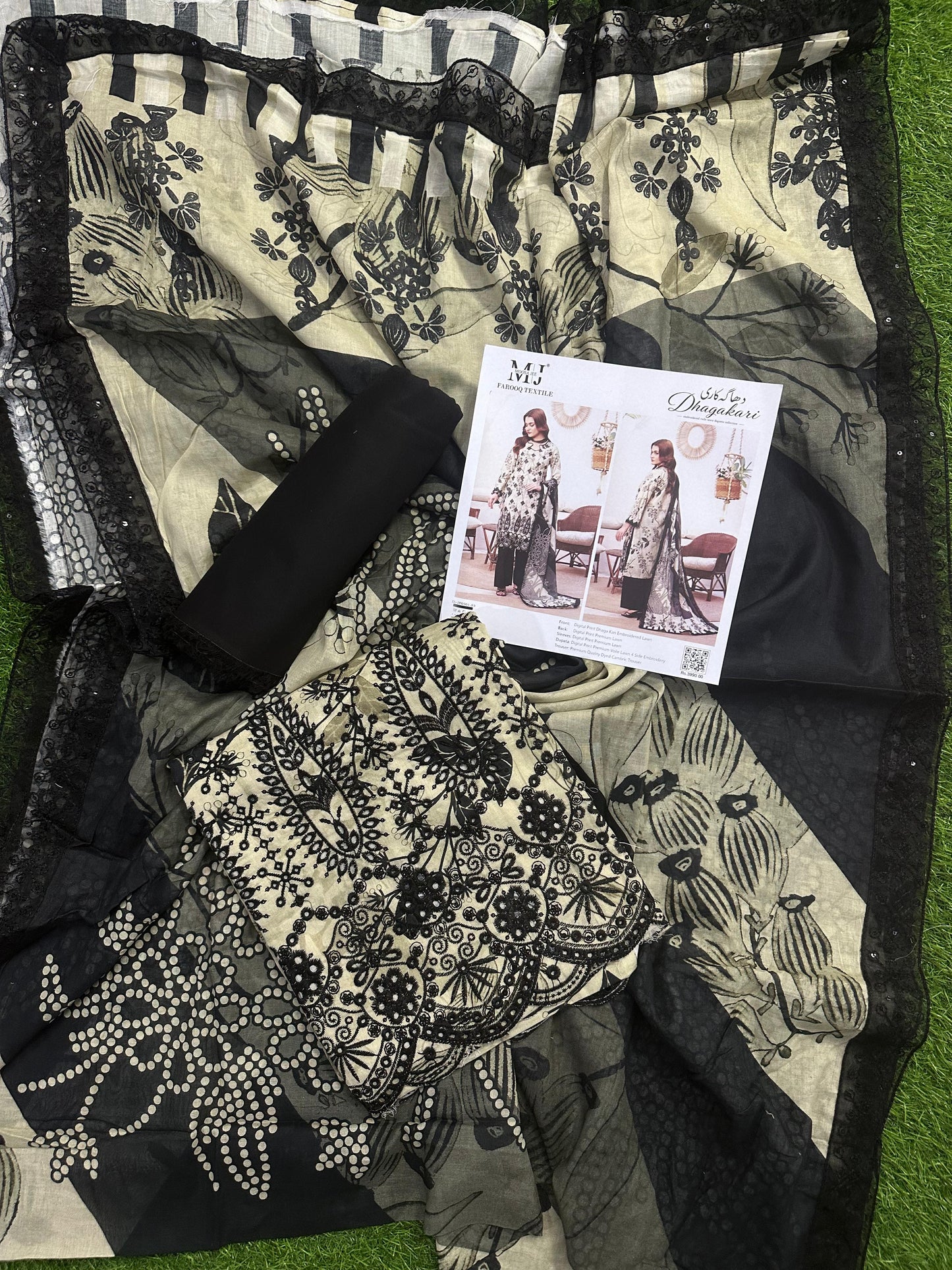 MOOSA JEE DHAGAKARI 03 EMBROIDERED UNSTITCHED 3PCS COLLECTION