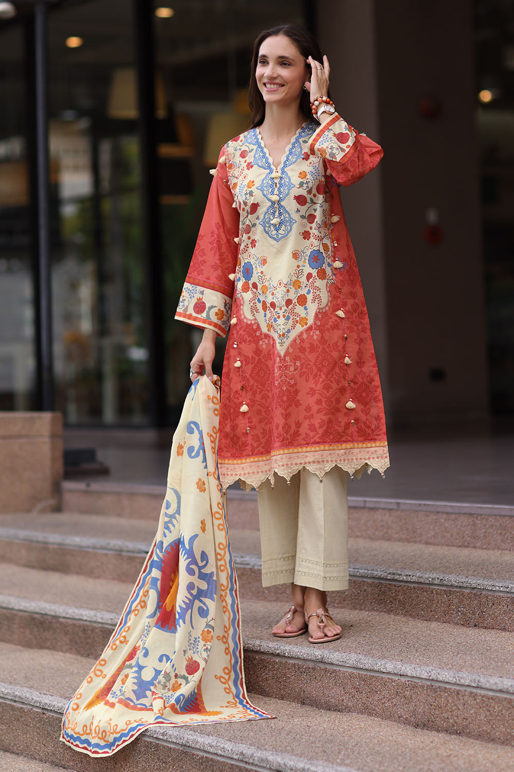 GUL AHMED SD 62097 EMB LAWN 3PCS