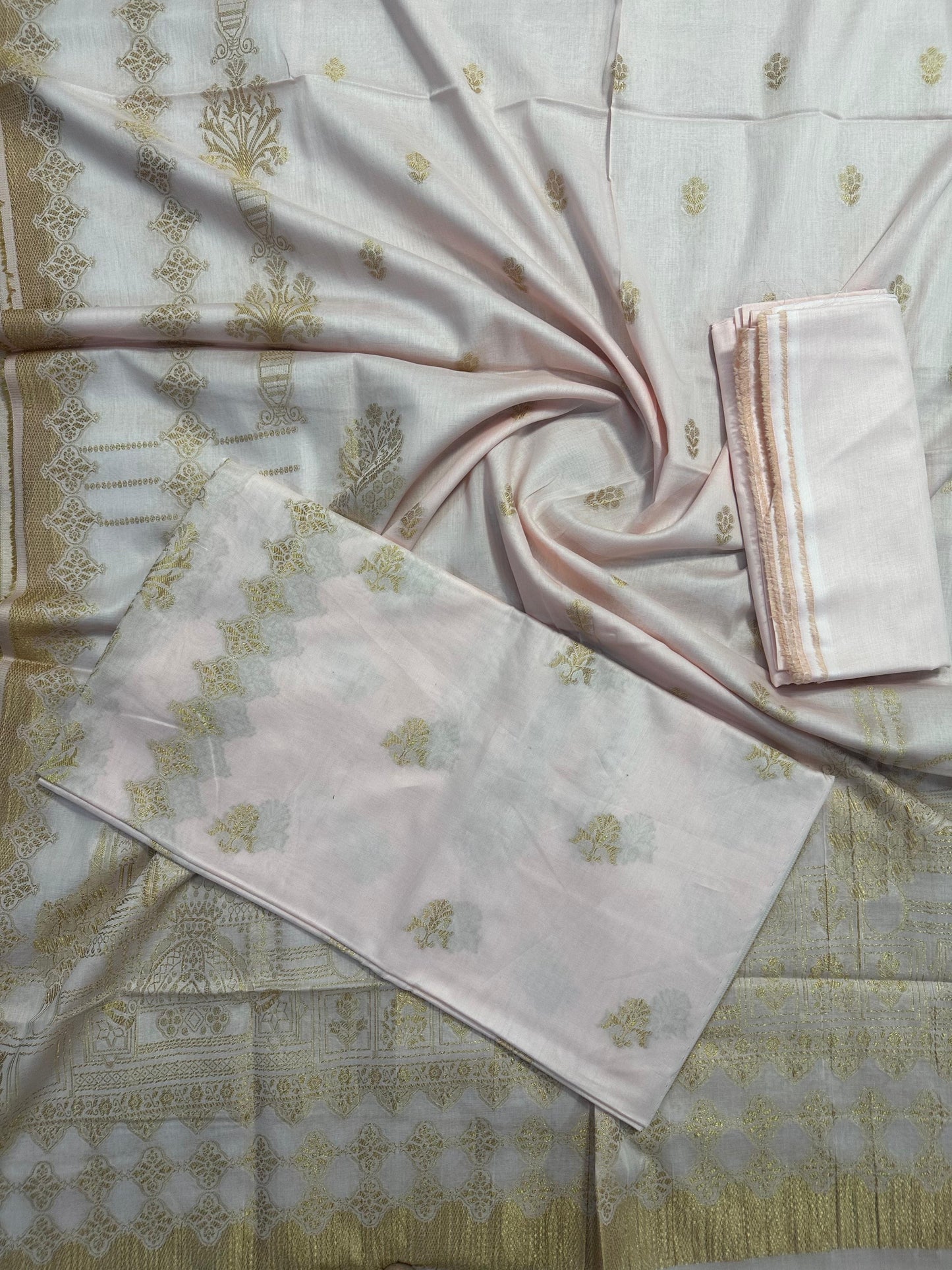 Tawakkal Unstitched Jacquard 3-Piece Collection