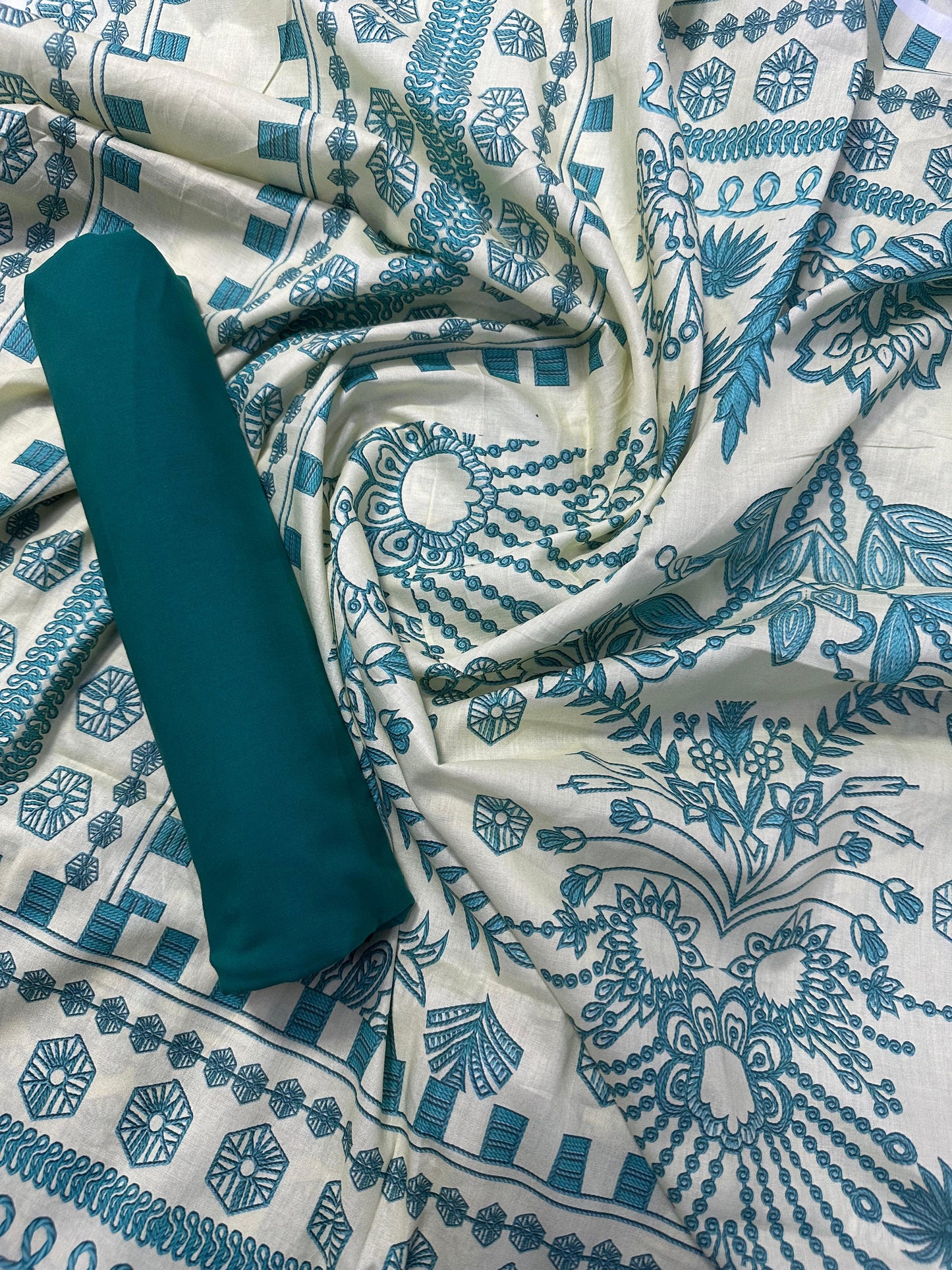 Original branded Unstitched Collection Digital Printed 2-Piece Suit