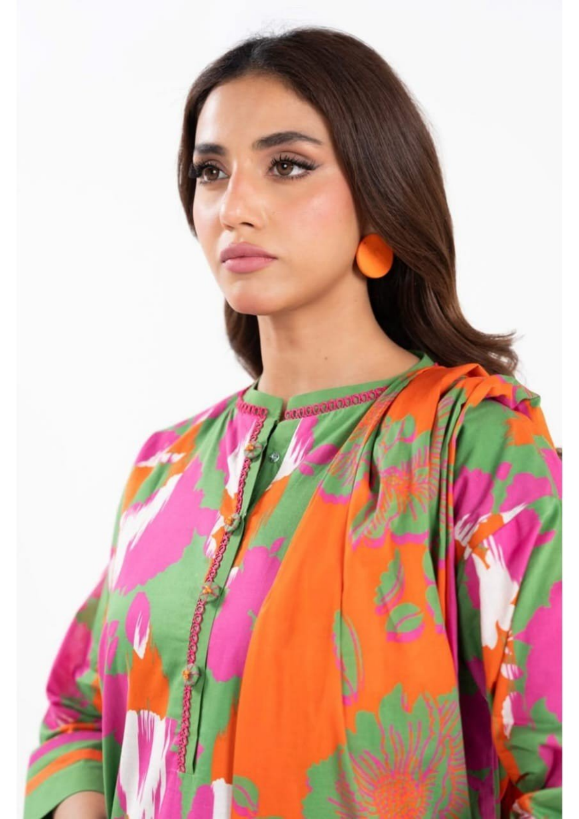 Alkaram Digital Printed Lawn 3 Piece 😉🧡