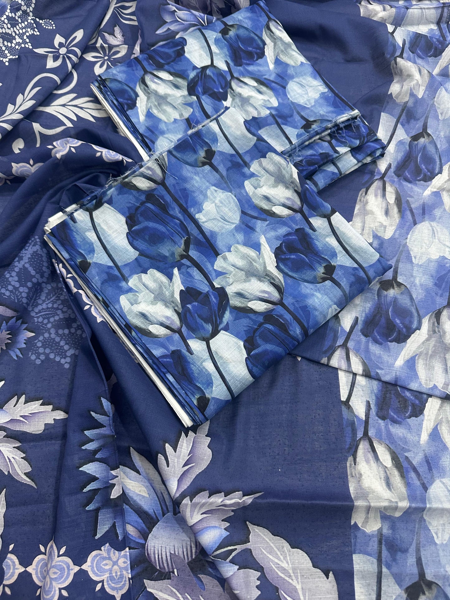 Ego Doria Lawn Unstitched AllOver 3Pcs 😍💖
