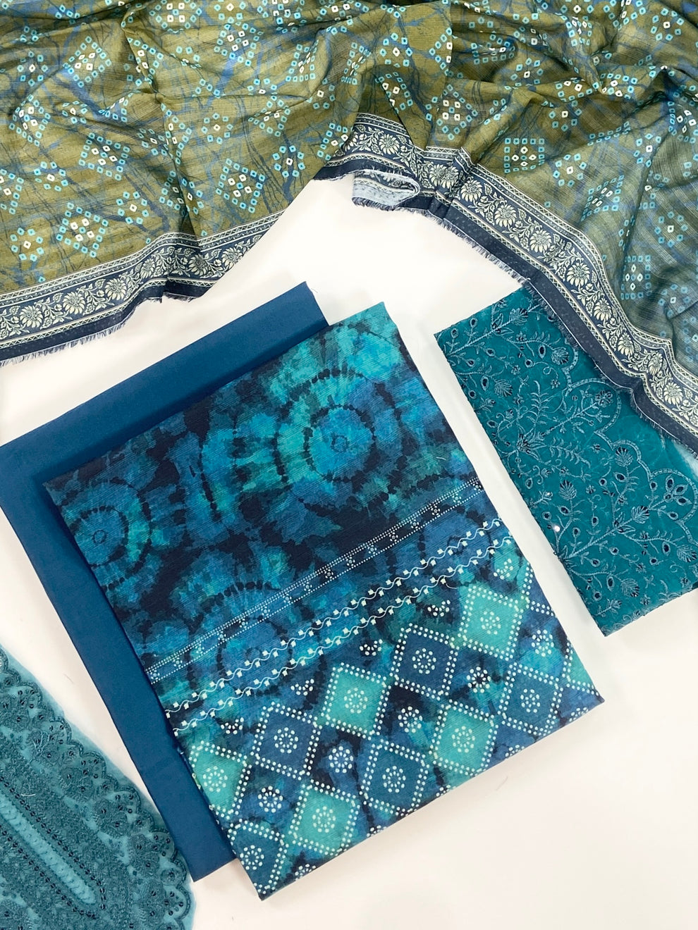Fleur By Almeerah - Teal Horizon – Digital Chundri Lawn
