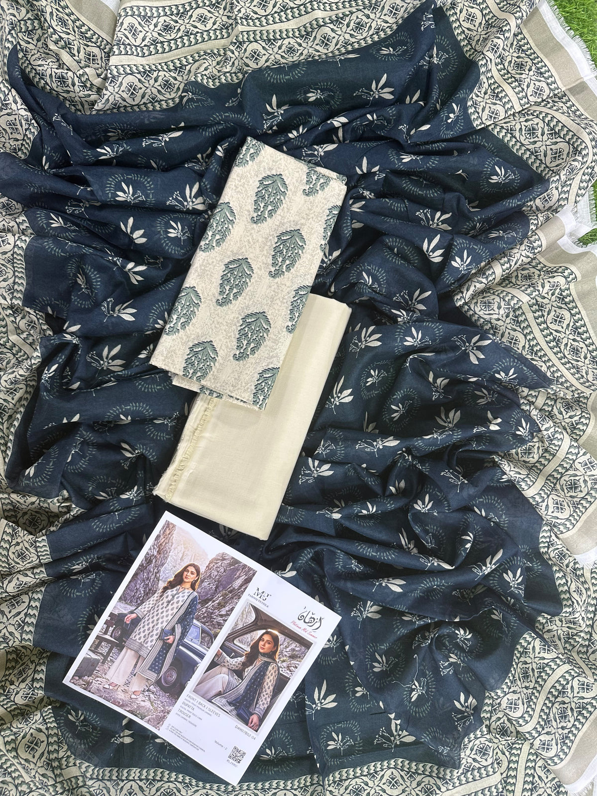 Izhaan MJ Ivory D-04 3Pcs Printed