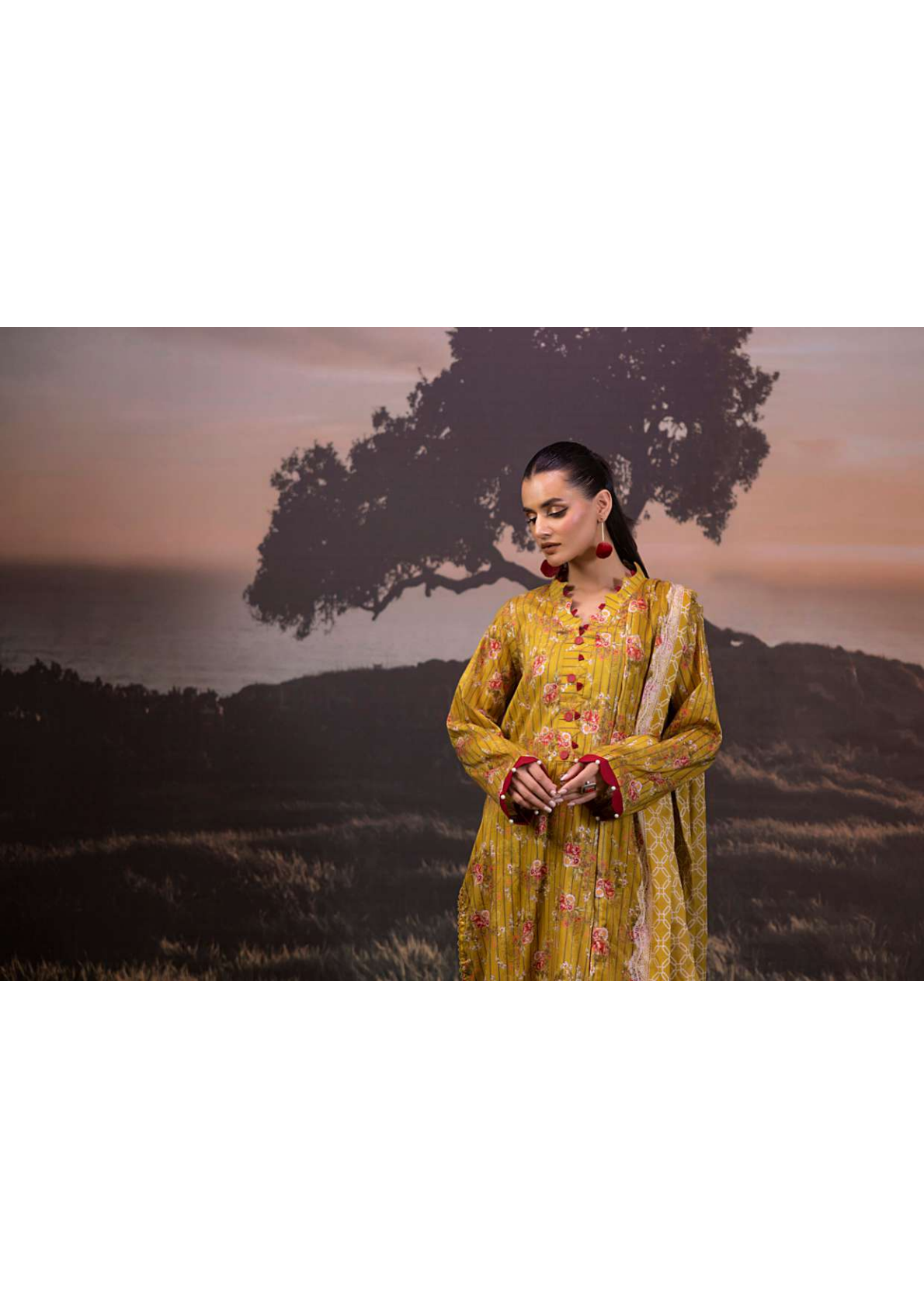 ✨🌿 SALINA SEPARATES – DIGITAL PRINTED LAWN COLLECTION 🌿✨ Design #7
Vol 1 – 2026 | By Regalia Textile