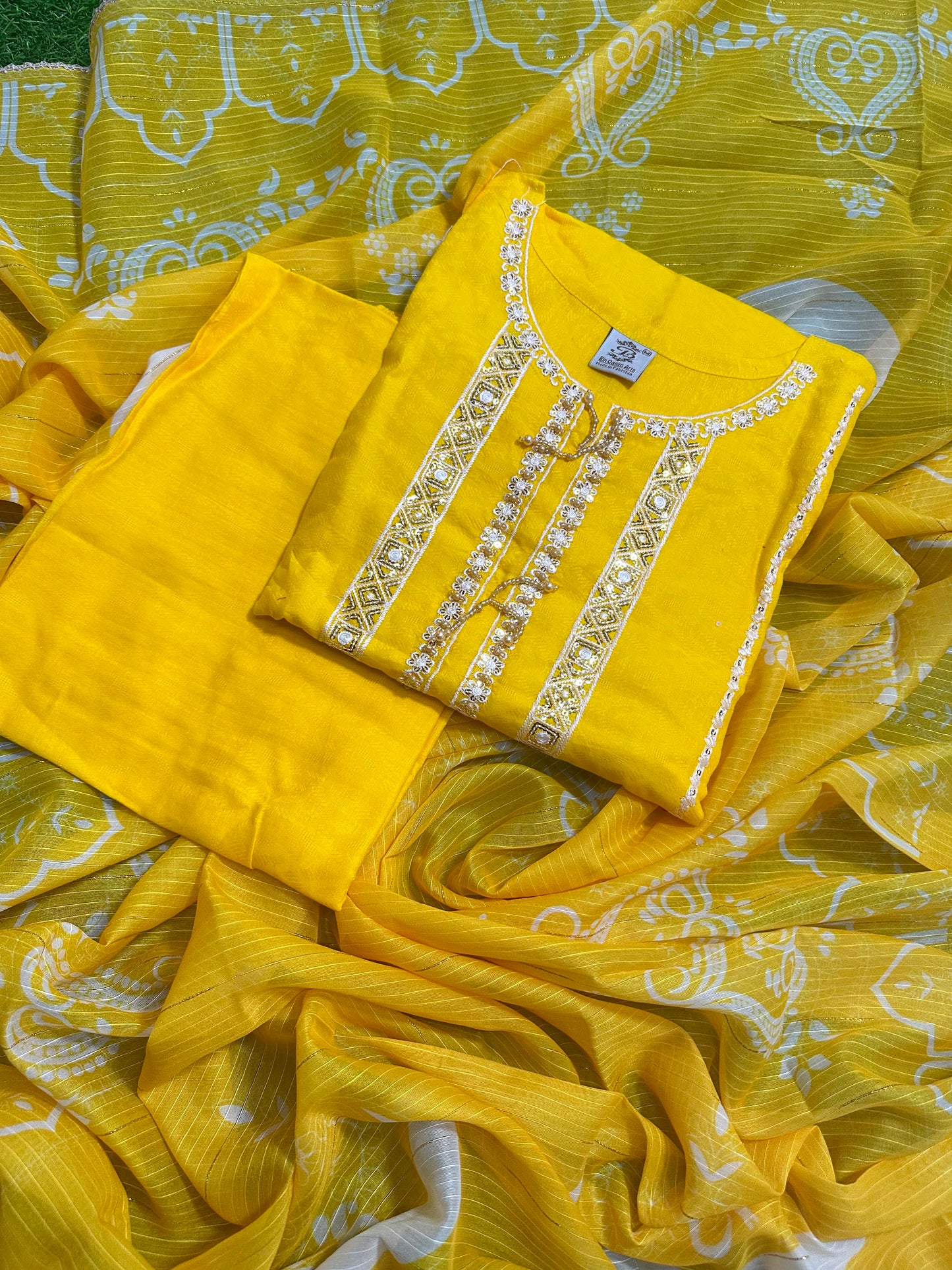 BQ EMBROIDERY STITCHED 3PCS RANDOMLY ANY COLOR/ ANY DESIGN