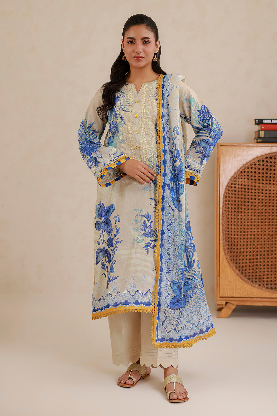 Zellbury D.C:- WUS26E30705 Embroidery Printed Lawn 3Pcs Collection