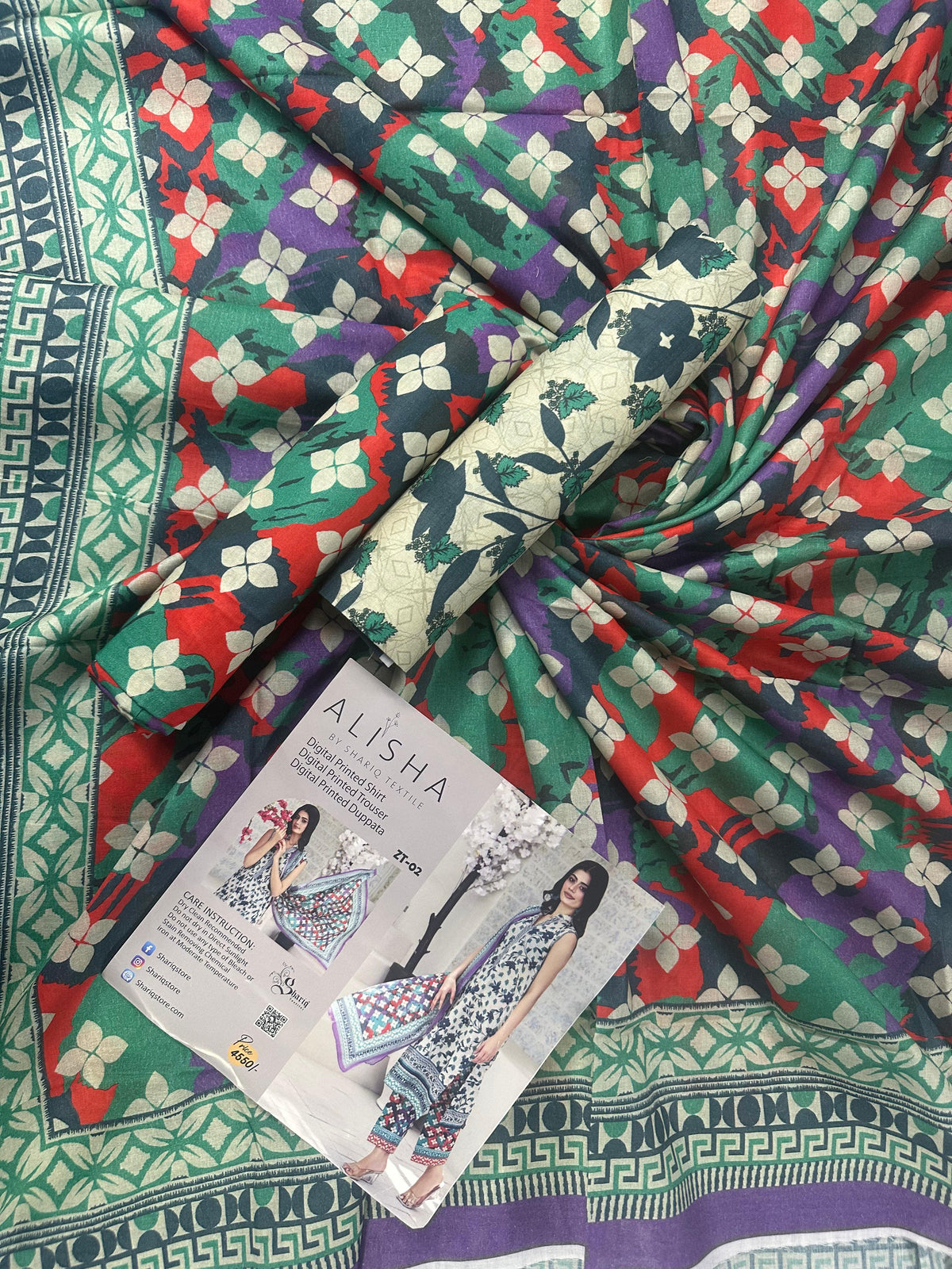 ALISHA D-02 DIGITAL PRINTED LAWN  3PCS