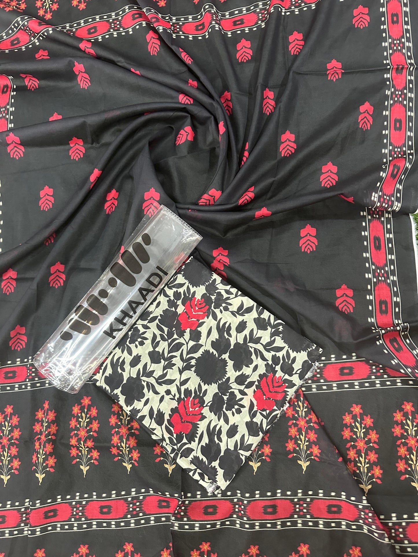 KHAADI 🌸 2PC Collection 🌸 💖 S + D 💖