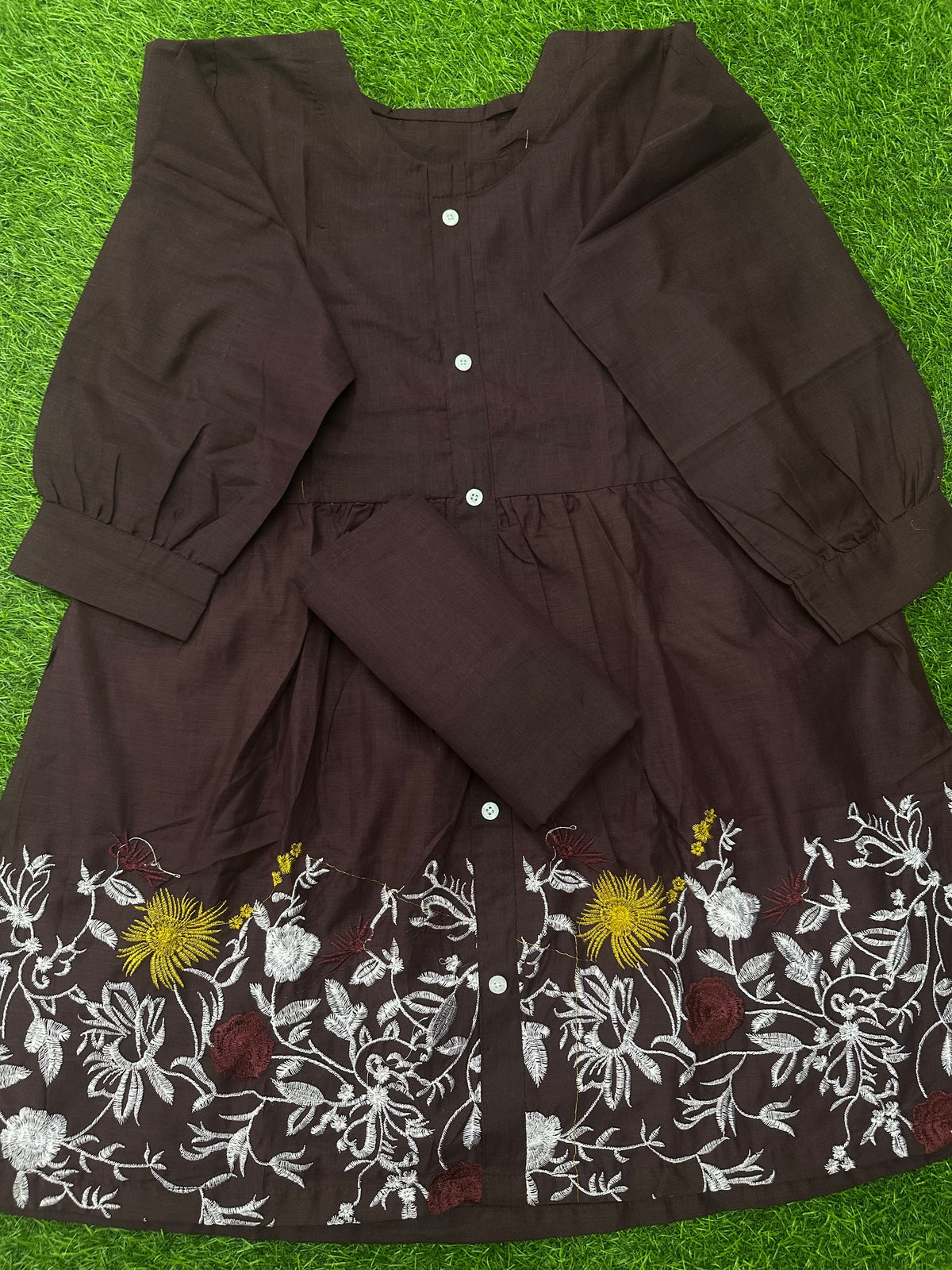 Stitched Emb 2Pcs