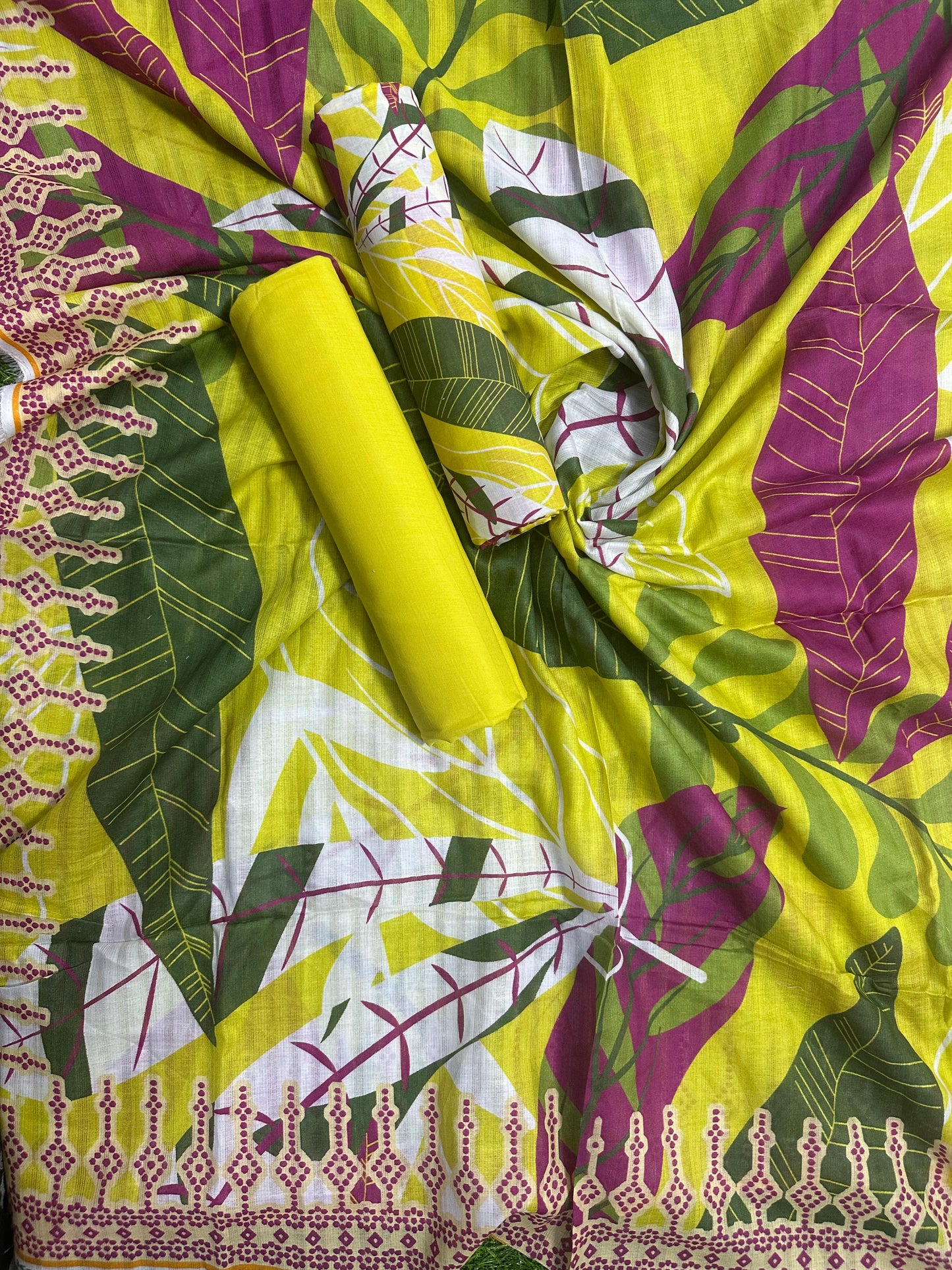 ZAMAN D-06 PRINTED UNSTITCHED 3PCS COLLECTION