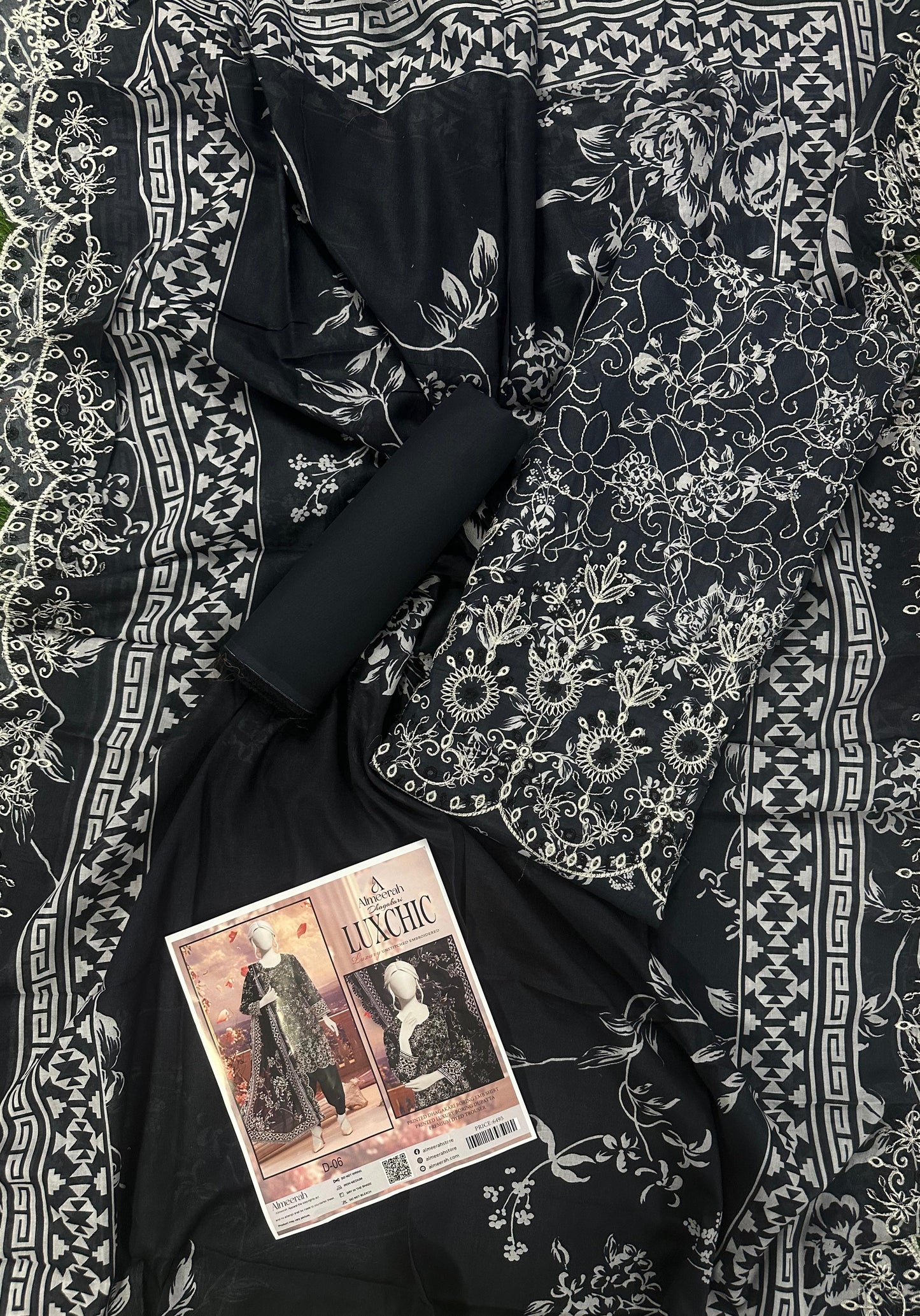 Almeerah Black D -06 Luxchicn Collection