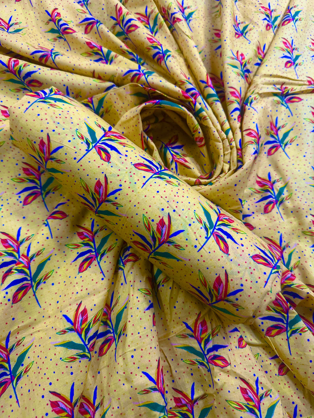 Mi Creation By Dr.Haris Yellow Lawn 2Pcs