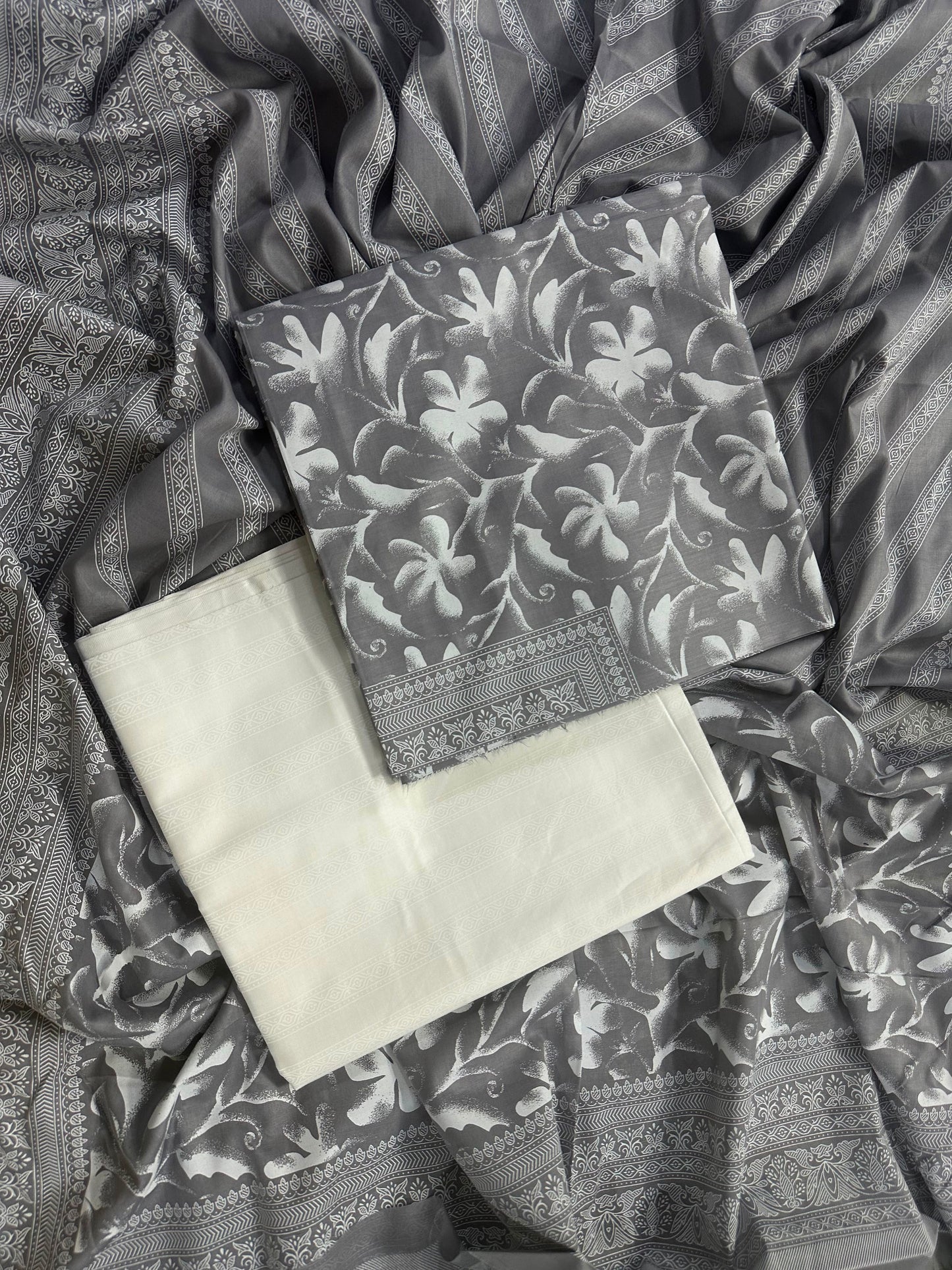 Shaista/Alhamra Grey-White Printed 3Pcs