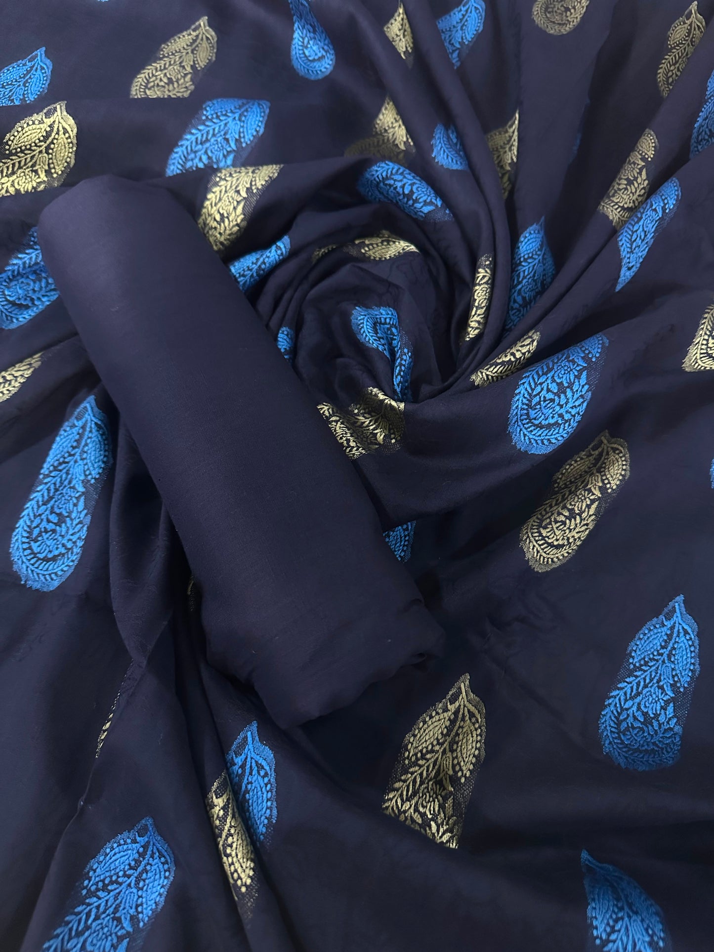 Jacquard Navy Blue Lawn 2 Pcs Collection