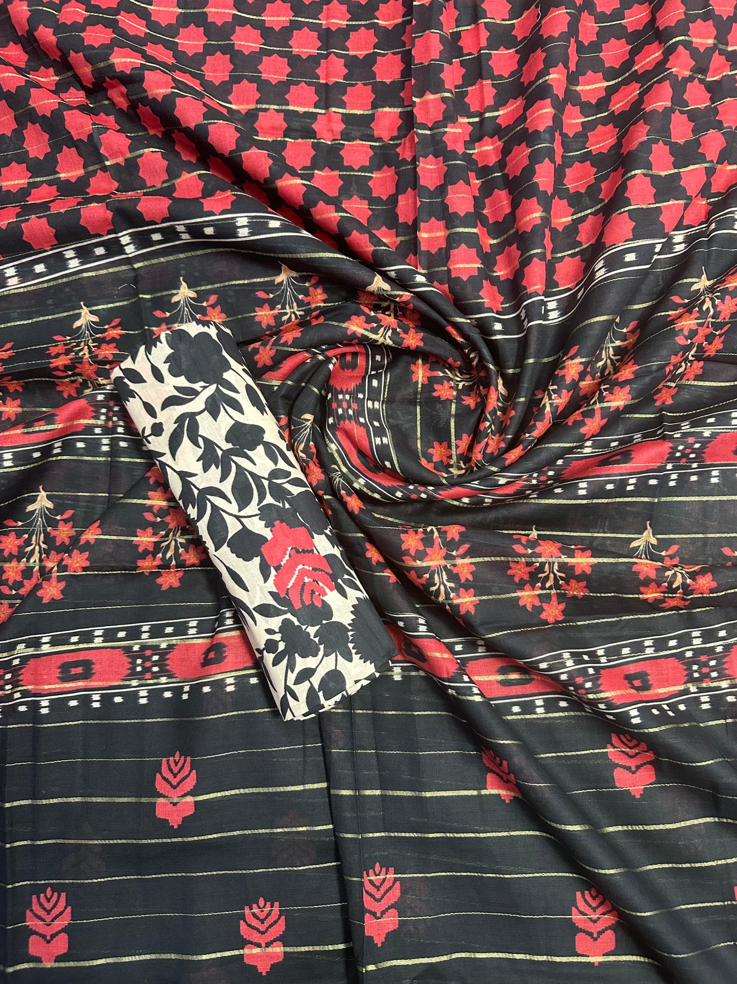Pure Lawn D-01 (S+D) 2PCs Unstitched Collection