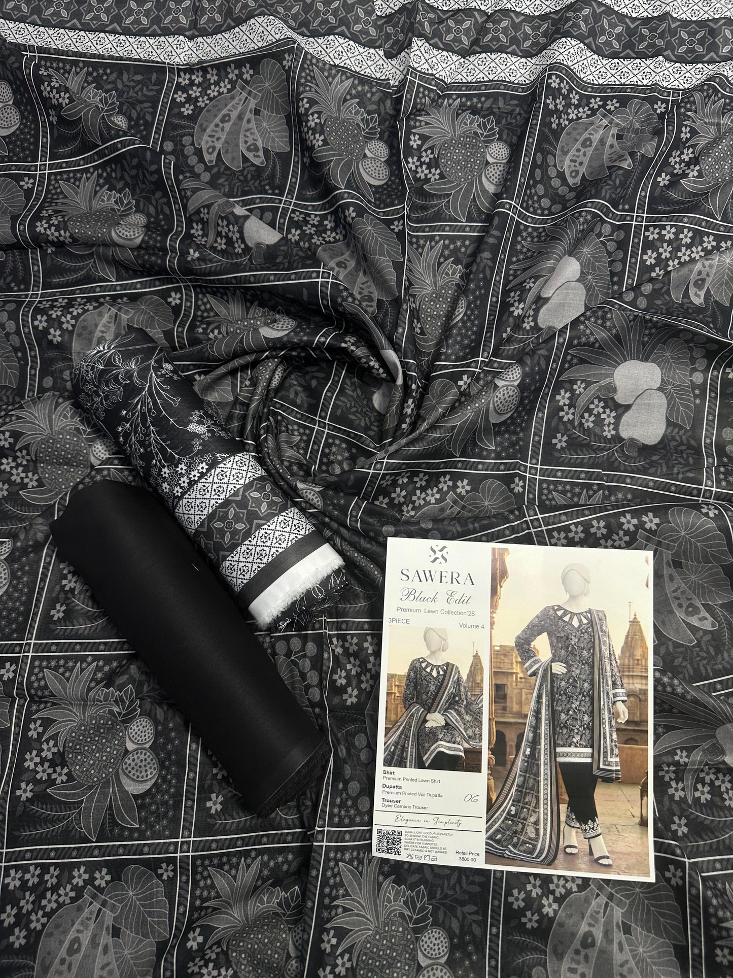 Sawera B&W Unstitched 3Pcs D-06