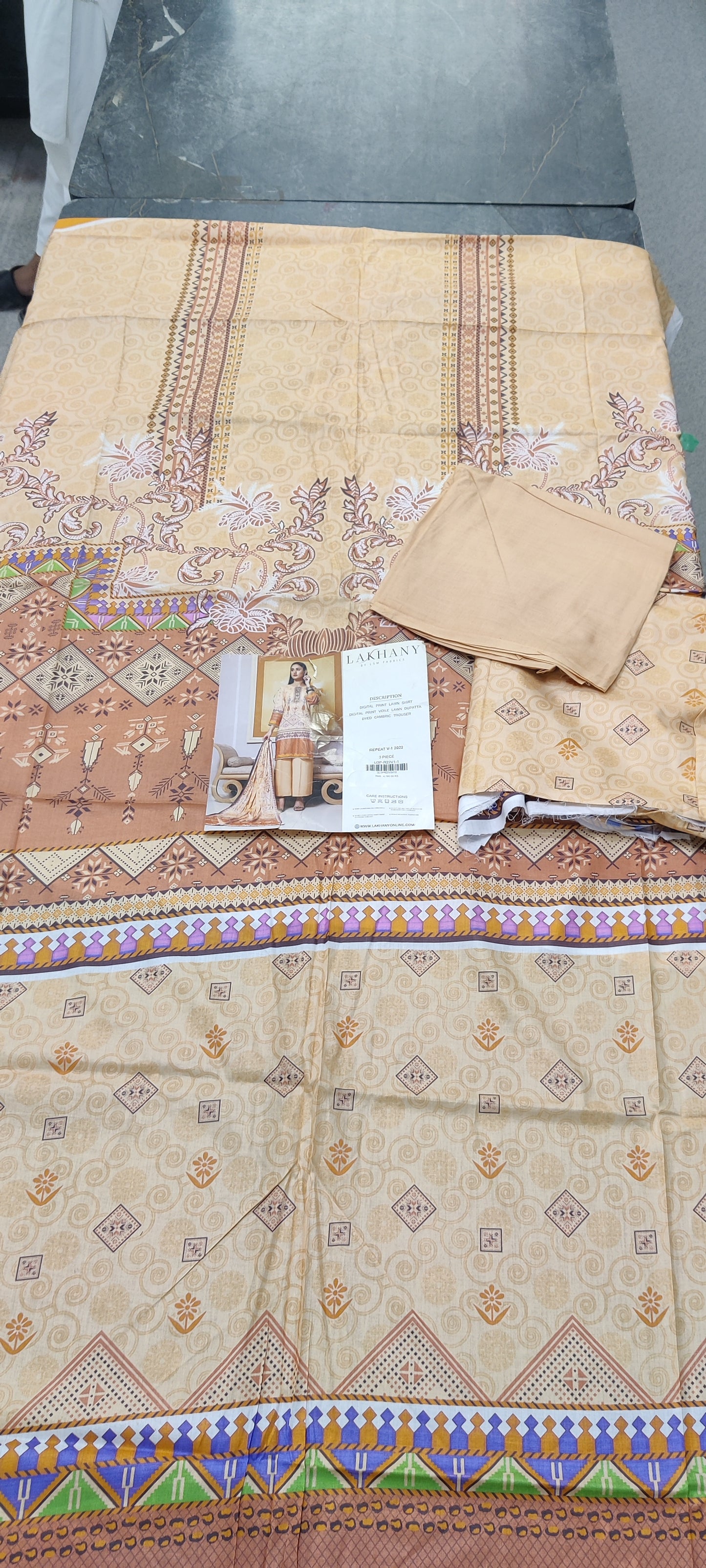 Lakhany Premium Printed Unstitched Collection ✨