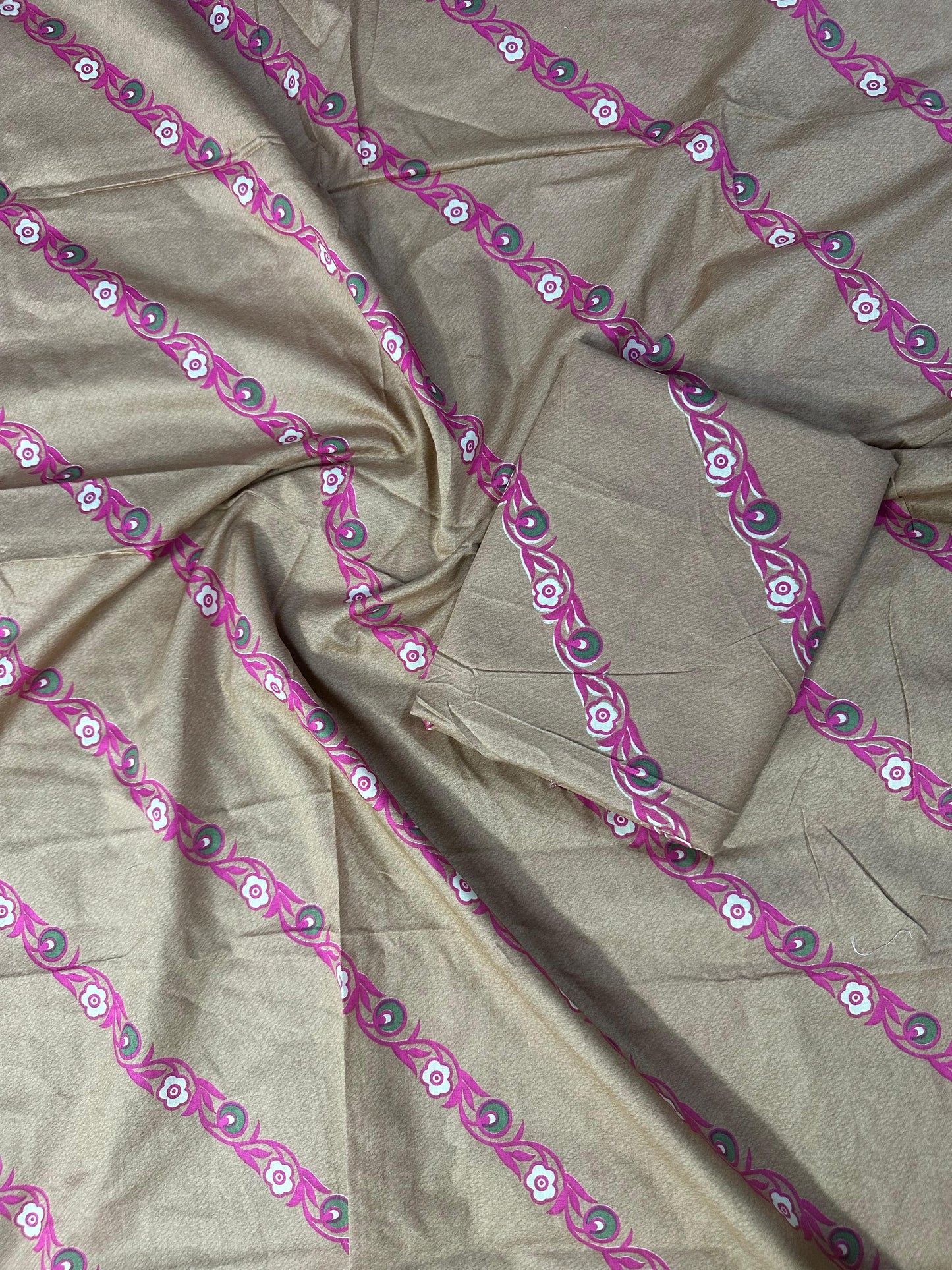 🧣 Alkaram Lawn Cotton 100% Original 2-Piece Collection by Alkaram Textile ❄️