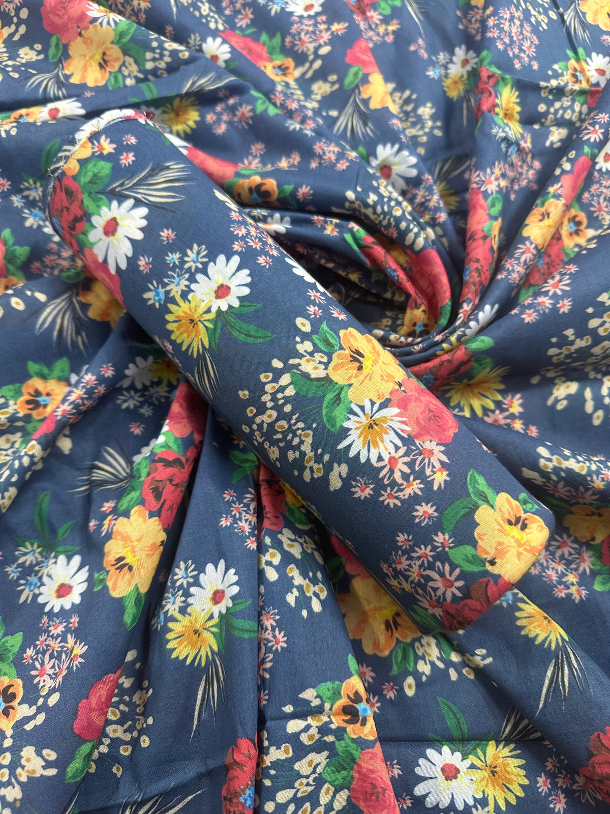 Mi Creation By Dr.Haris Navy Blue Lawn 2Pcs