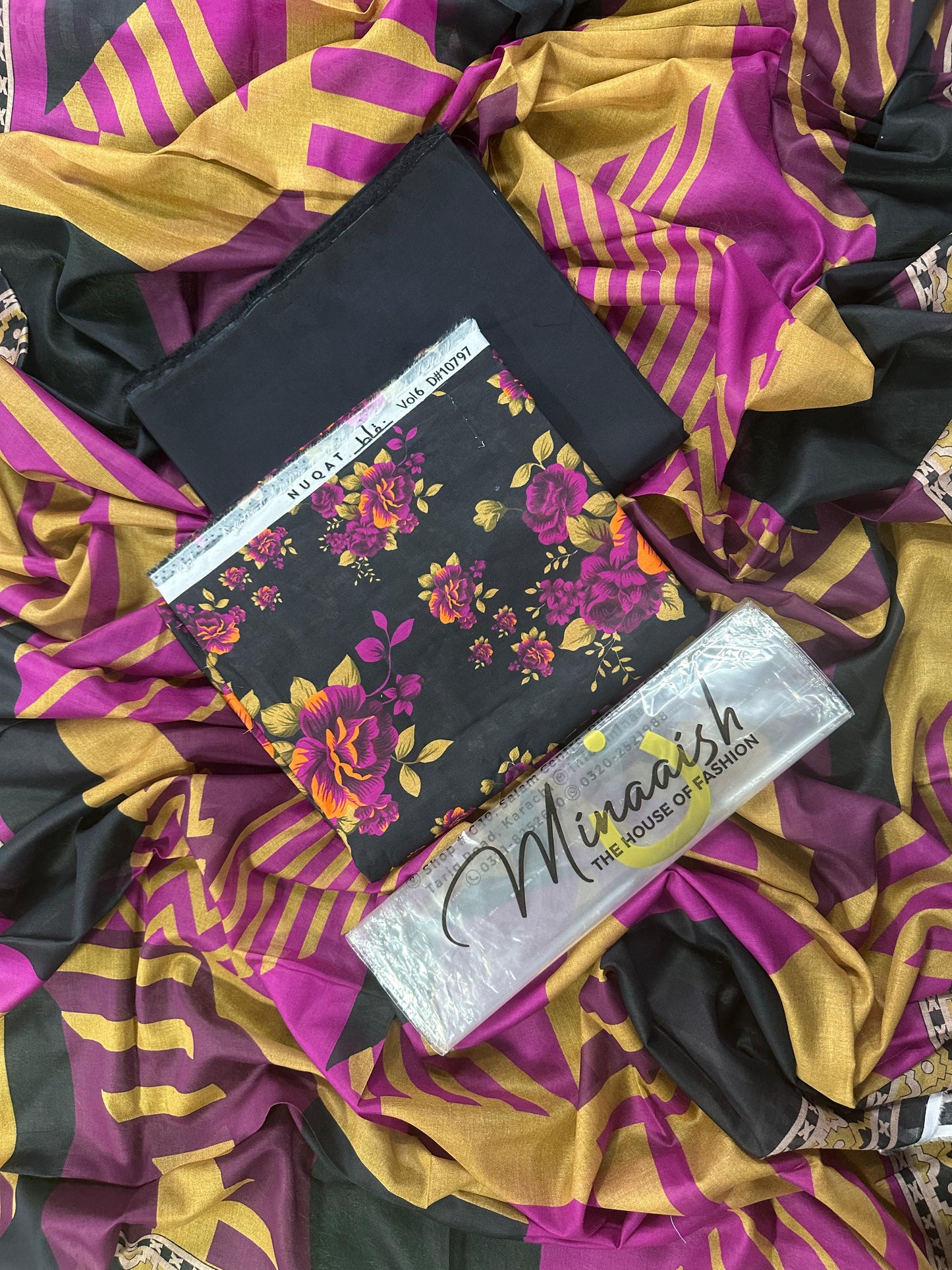 Minash D - 2 - 3PCs Unstitched Printed Lawn Collection