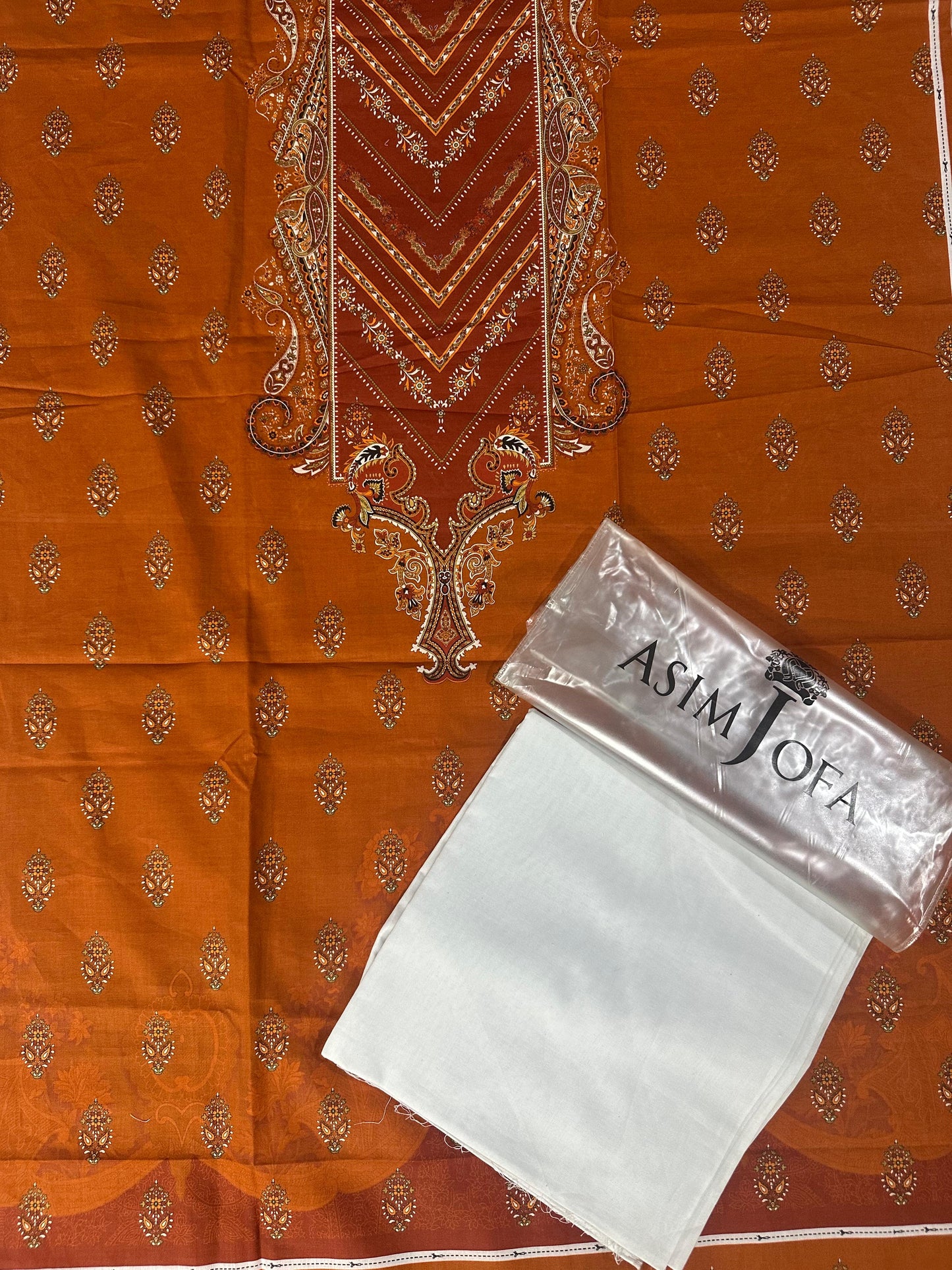 🌸 AsimJofa & Bonanza Satrangi 🌸
2-Piece Unstitched Lawn Collection🤩