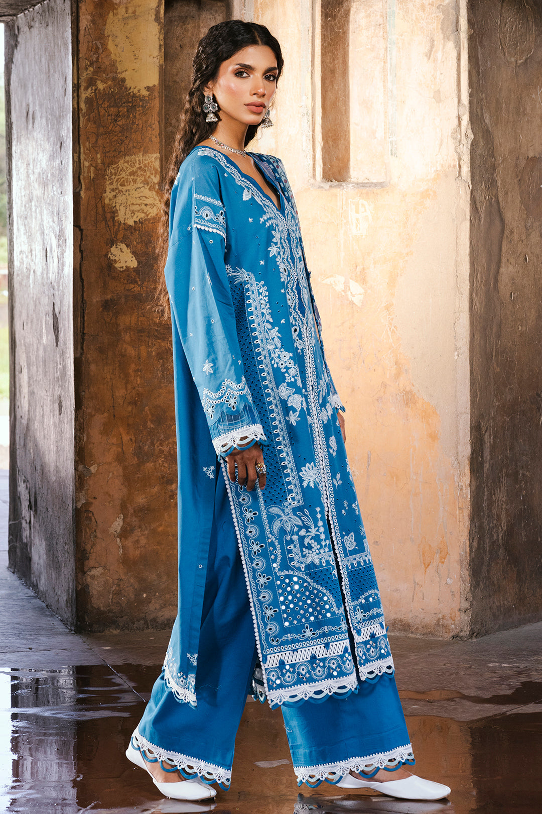 ZELLBURY 🌟 CHIKANKARI 💙 ROYAL BLUE ZARI ELEGANCE – WUS25E30832 💙