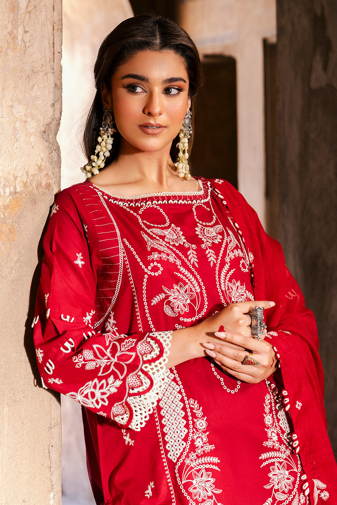 ZELLBURY 🌟 CHIKANKARI RED ELEGANCE – WUS25E30837 🌟