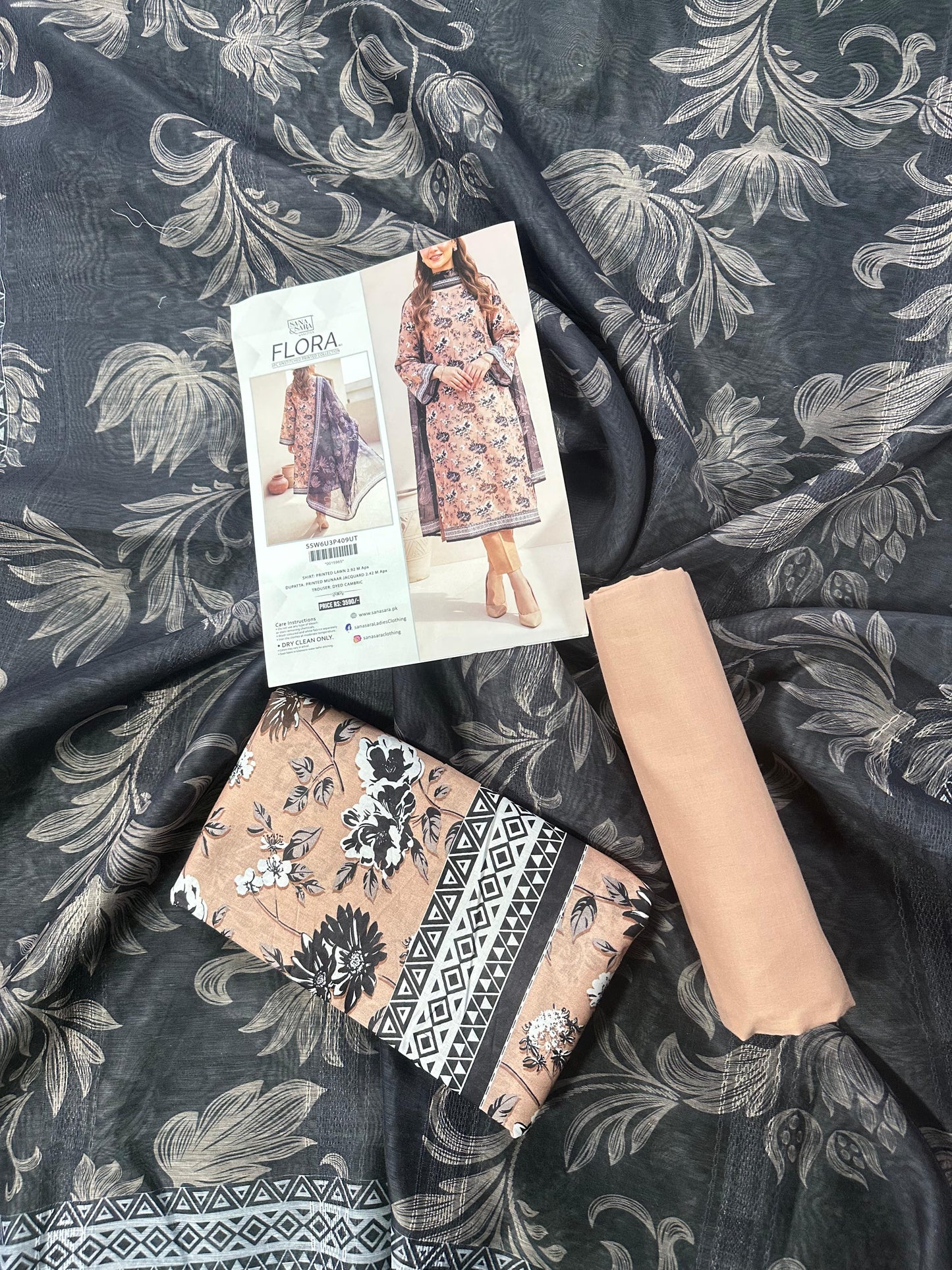 Salitex FLora Airjet Lawn 3PC Collection 2026 Vol - 2
by Sana & Sara Design # SSW6U3P409UT