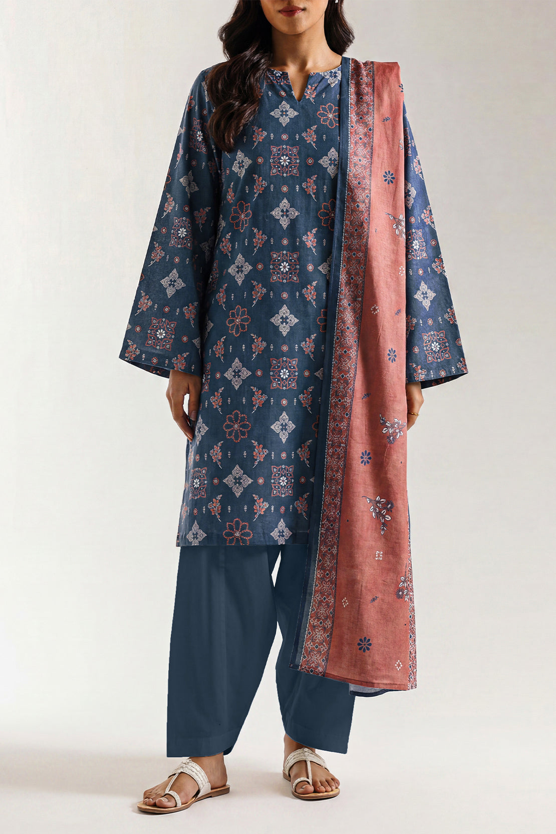 SAYA D.C:-U01-26152-P03B - 3 Piece Printed Lawn Collection