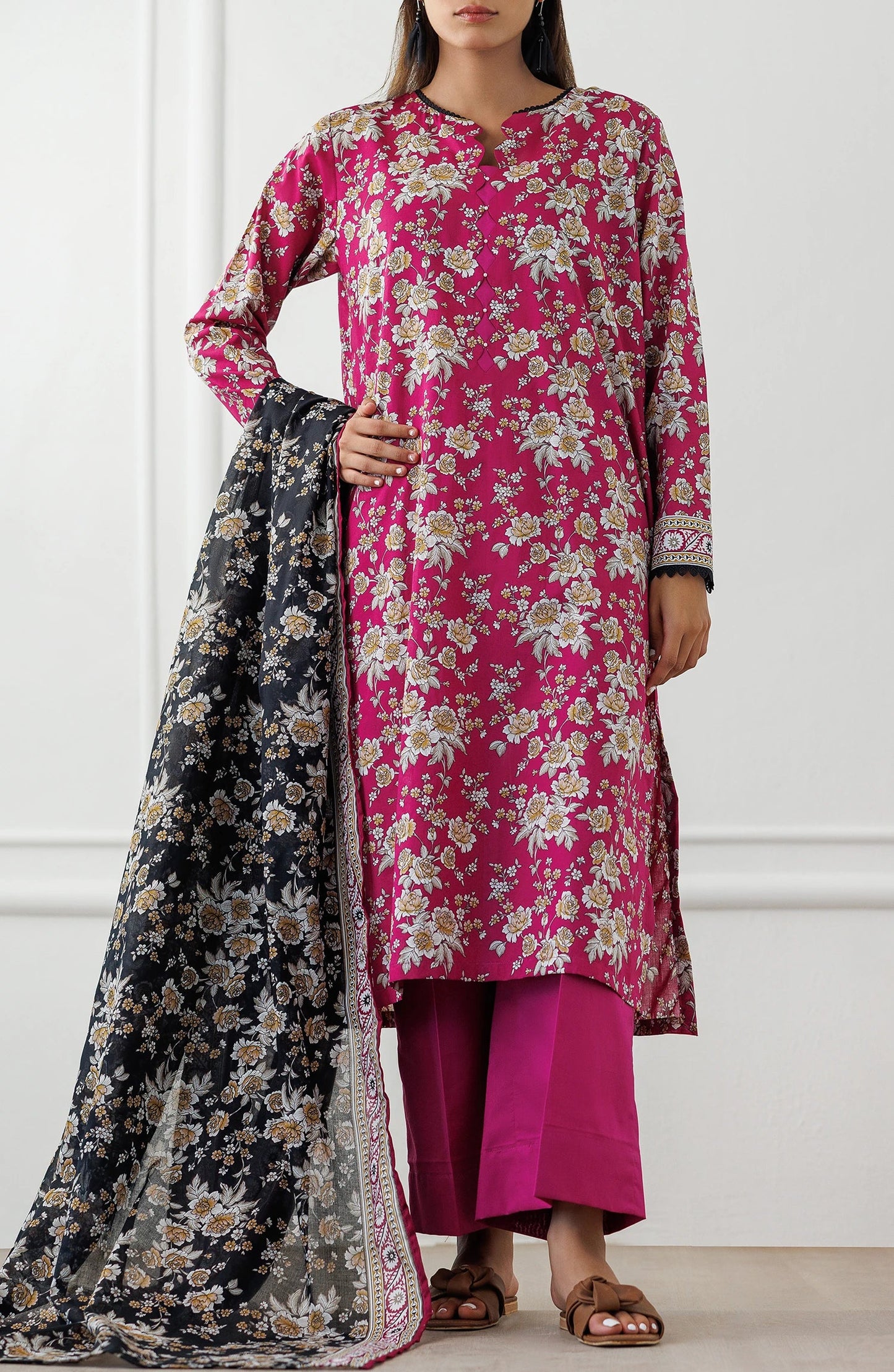 Orient Unstitched Lawn 3 Piece Collection D.C:- OTL-25-346
