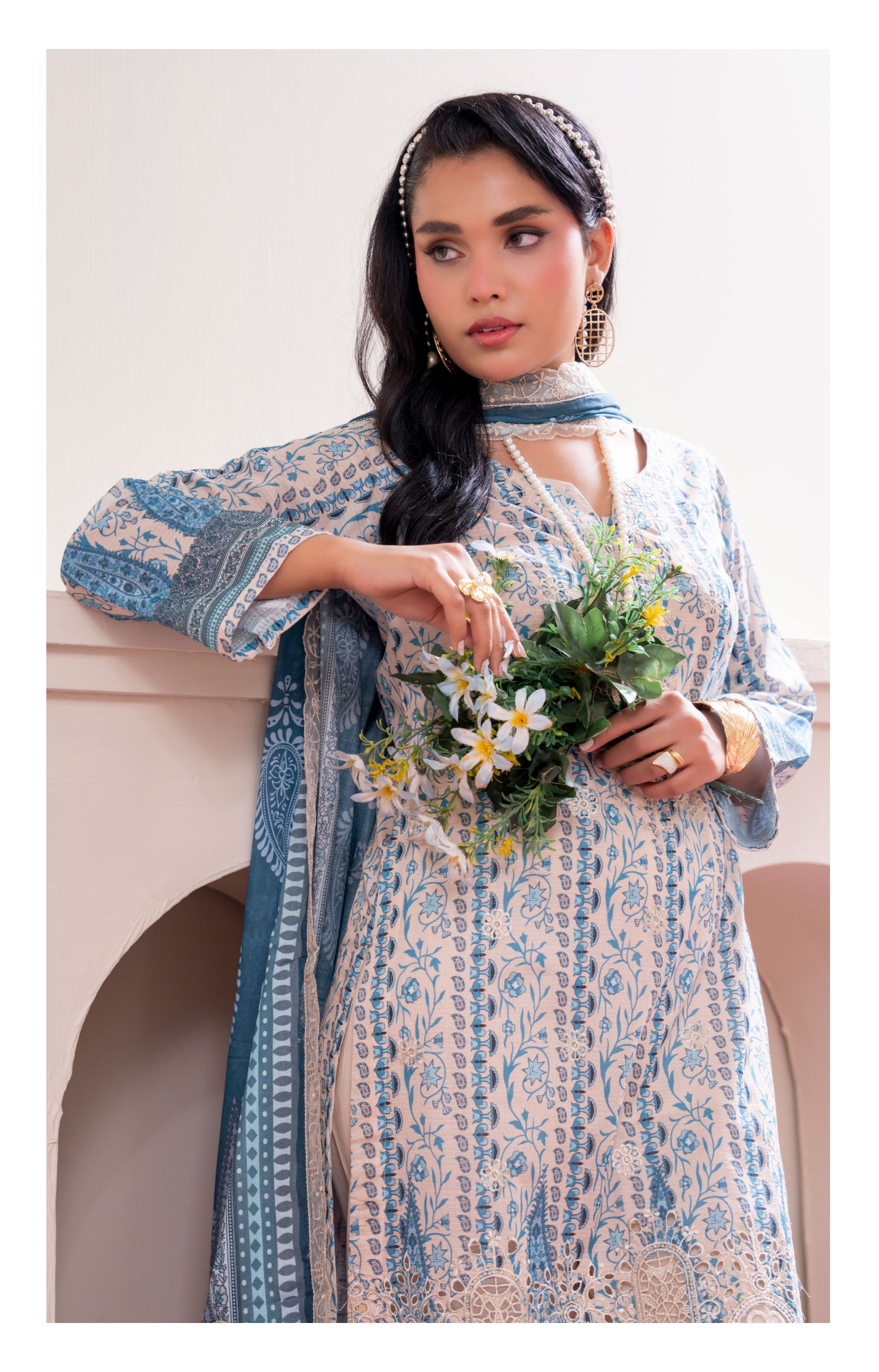 Amaira Pinky Luxury Embroidered Lawn 3 Piece Unstitched Collection