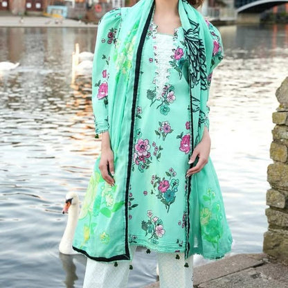 Saya 3 PCs Unstitched Lawn Collection D.No :-7