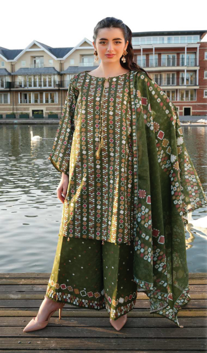 Saya 3 PCs Unstitched Lawn Collection D.No :-04