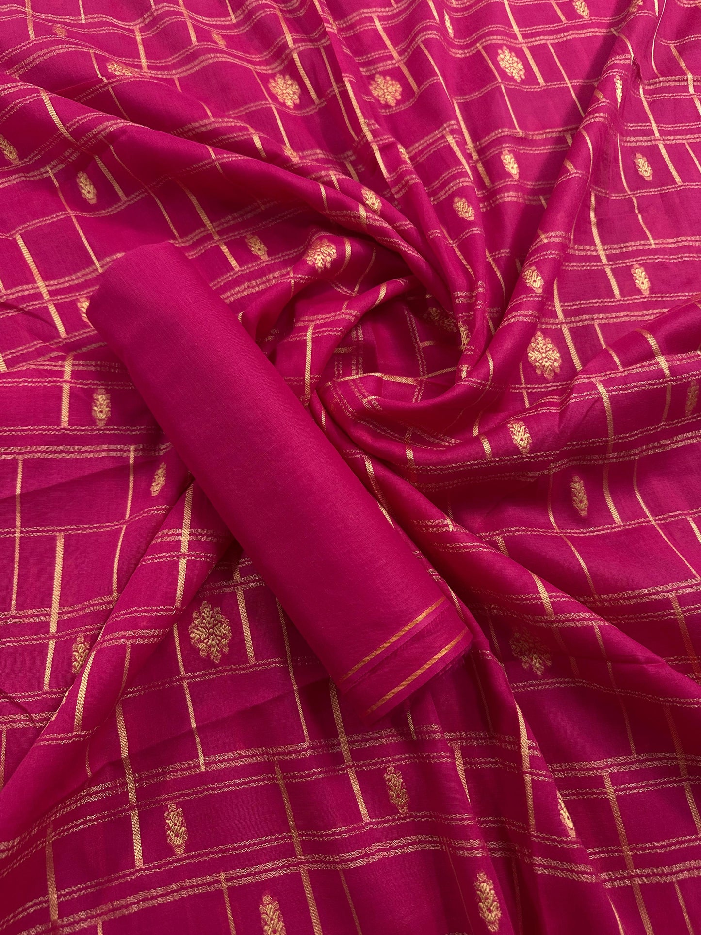 Sana Safinaz Pink Jacquard 2 Pcs