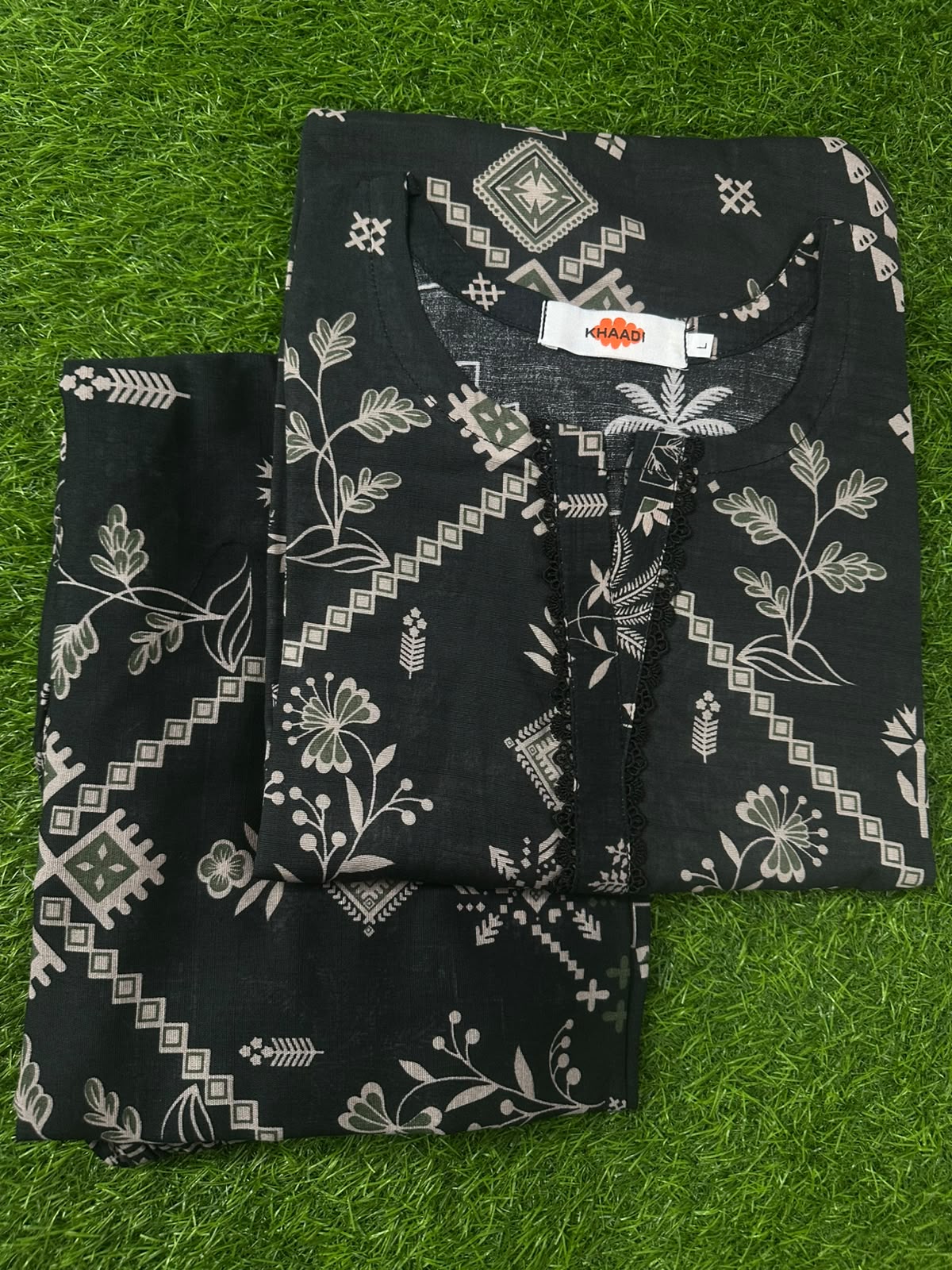 Khaadi Khaddar Black 2Pcs