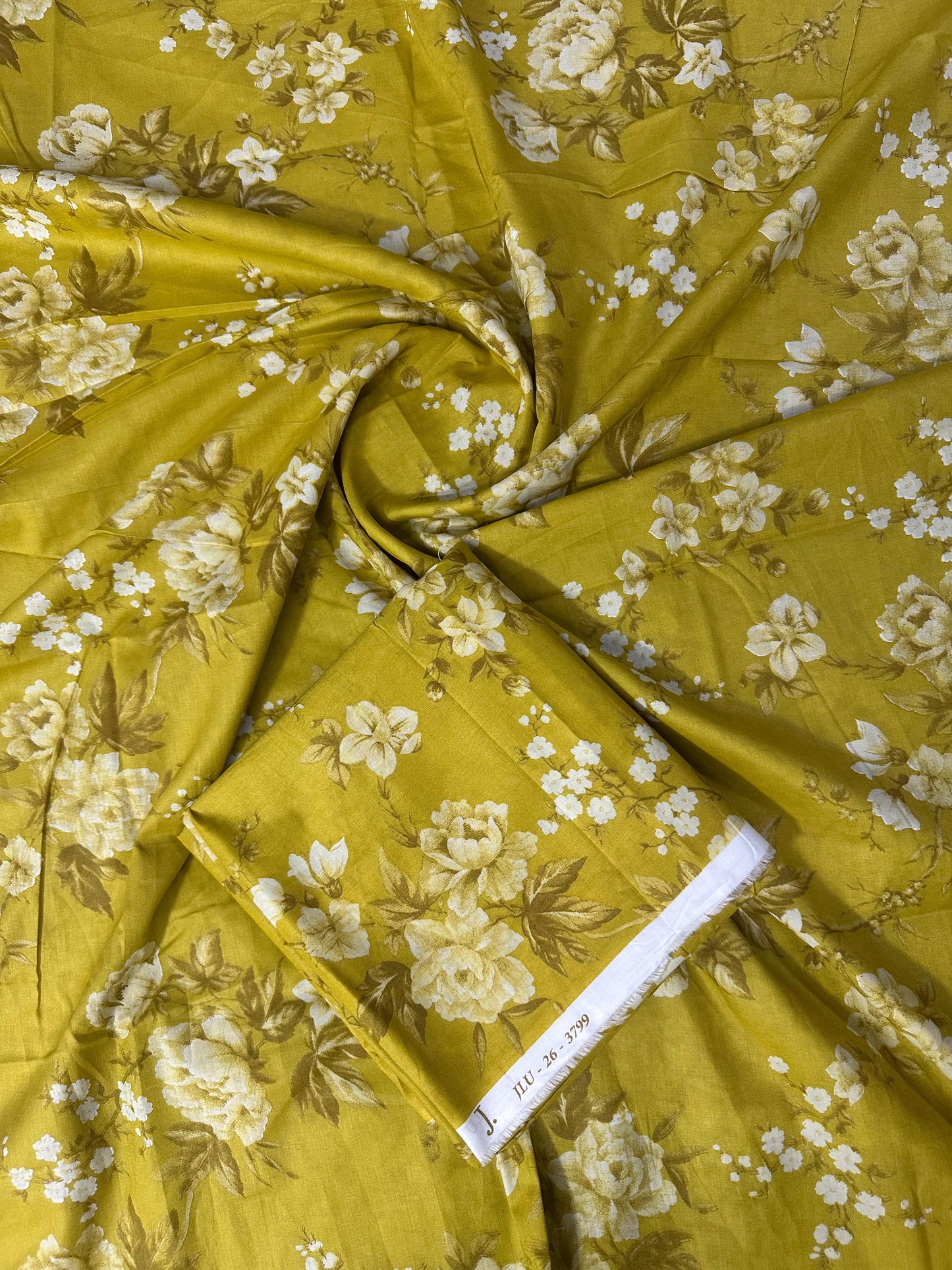 🧣 Alkaram Lawn Cotton 100% Original 2-Piece Collection by Alkaram Textile ❄️