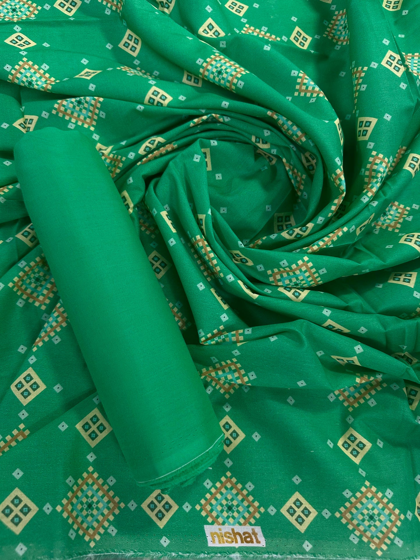 Mix Brand Green PCs S+T