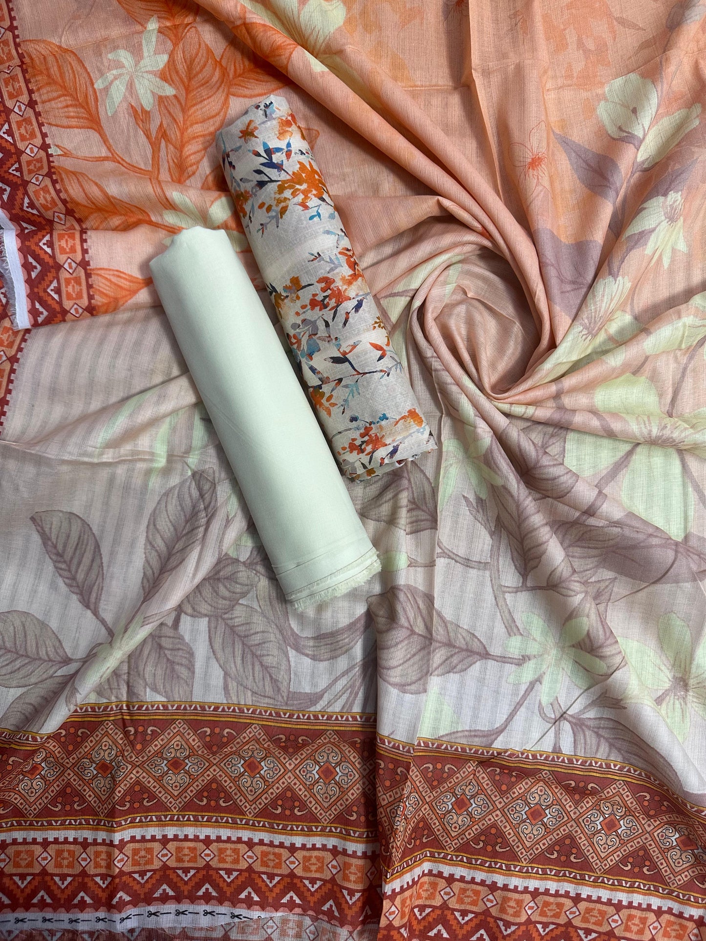 ZAMAN D-25 PRINTED UNSTITCHED 3PCS COLLECTION