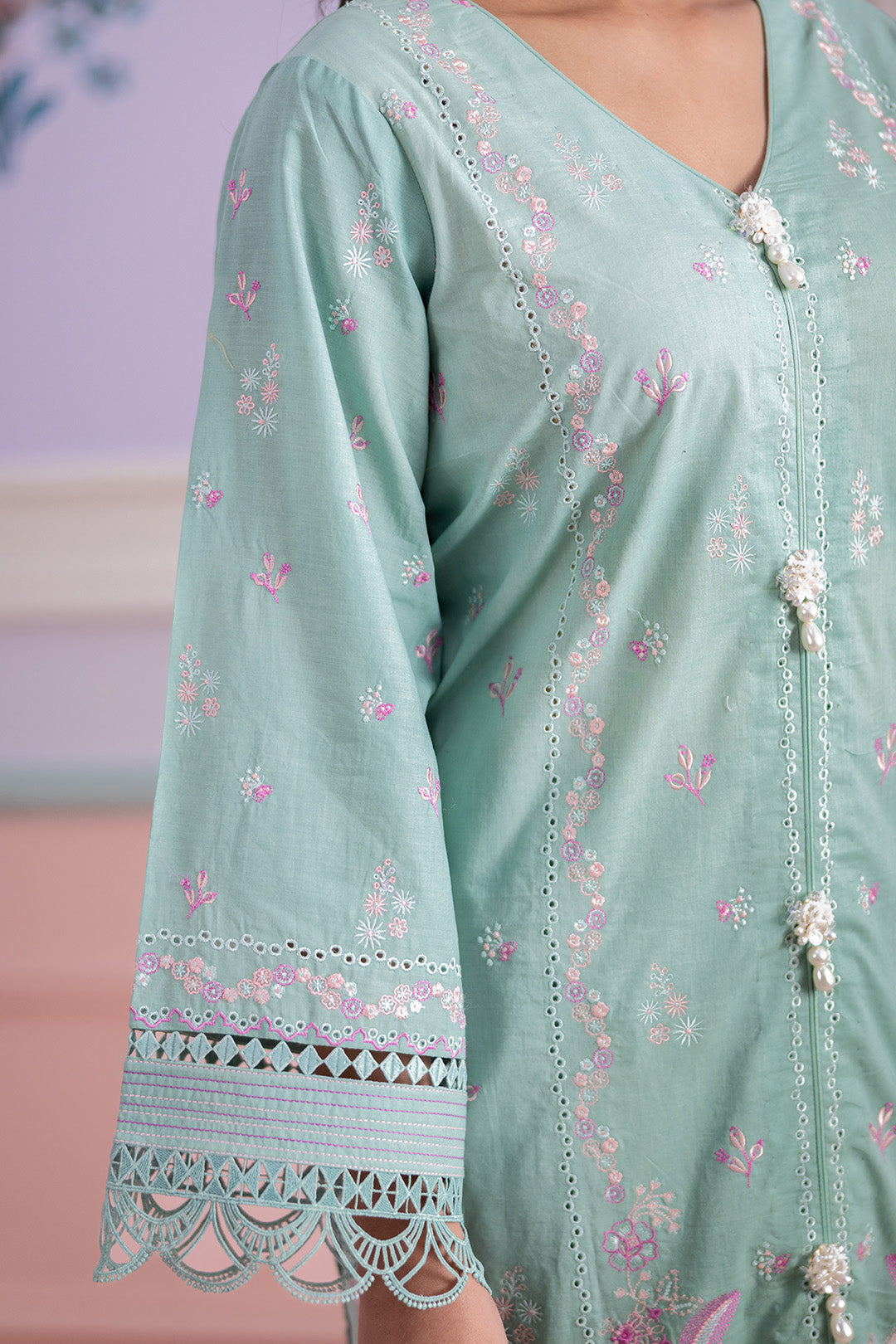Zellbury Embroidery D.C:- WUS26E30645 Lawn 3Pcs Collection