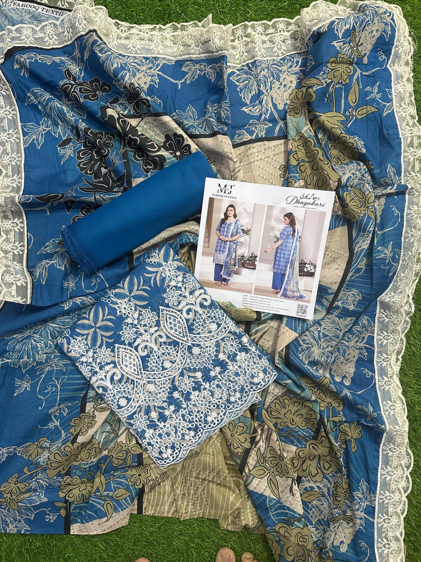 MOOSA JEE DHAGAKARI 01 EMBROIDERED UNSTITCHED 3PCS COLLECTION
